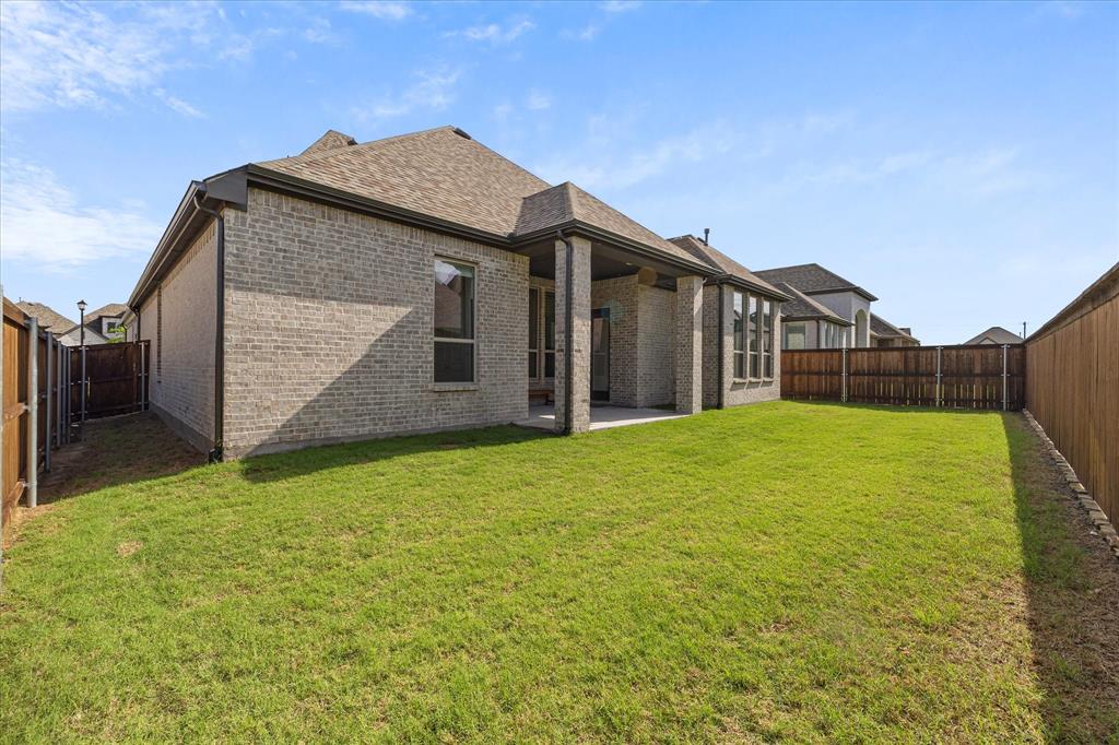 Rockwall, Texas, 75087, United States, 3 Bedrooms Bedrooms, ,4 BathroomsBathrooms,Residential,For Sale,1786102
