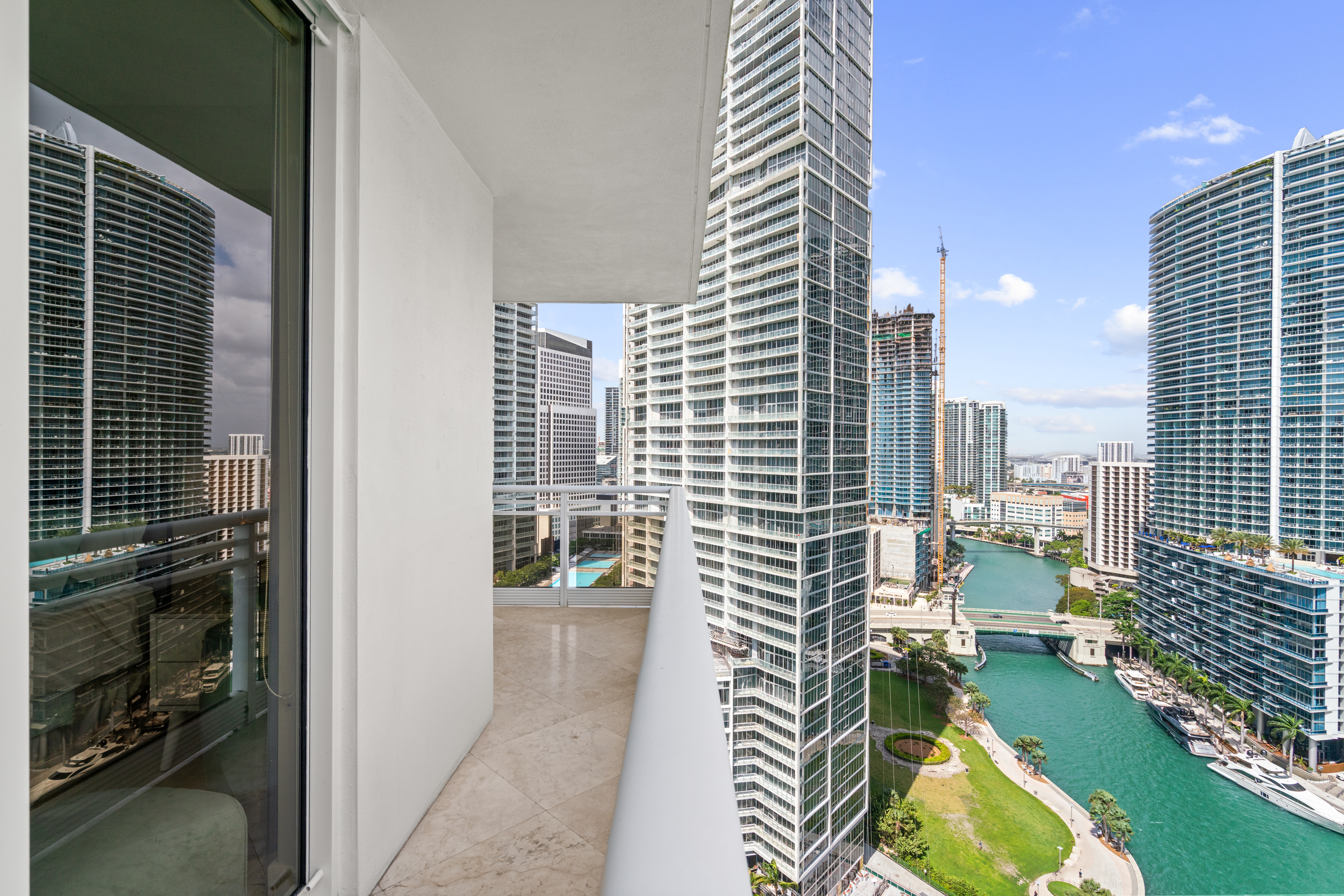  901 Brickell Key Blvd, Miami, FL, 33131 - 物件實景