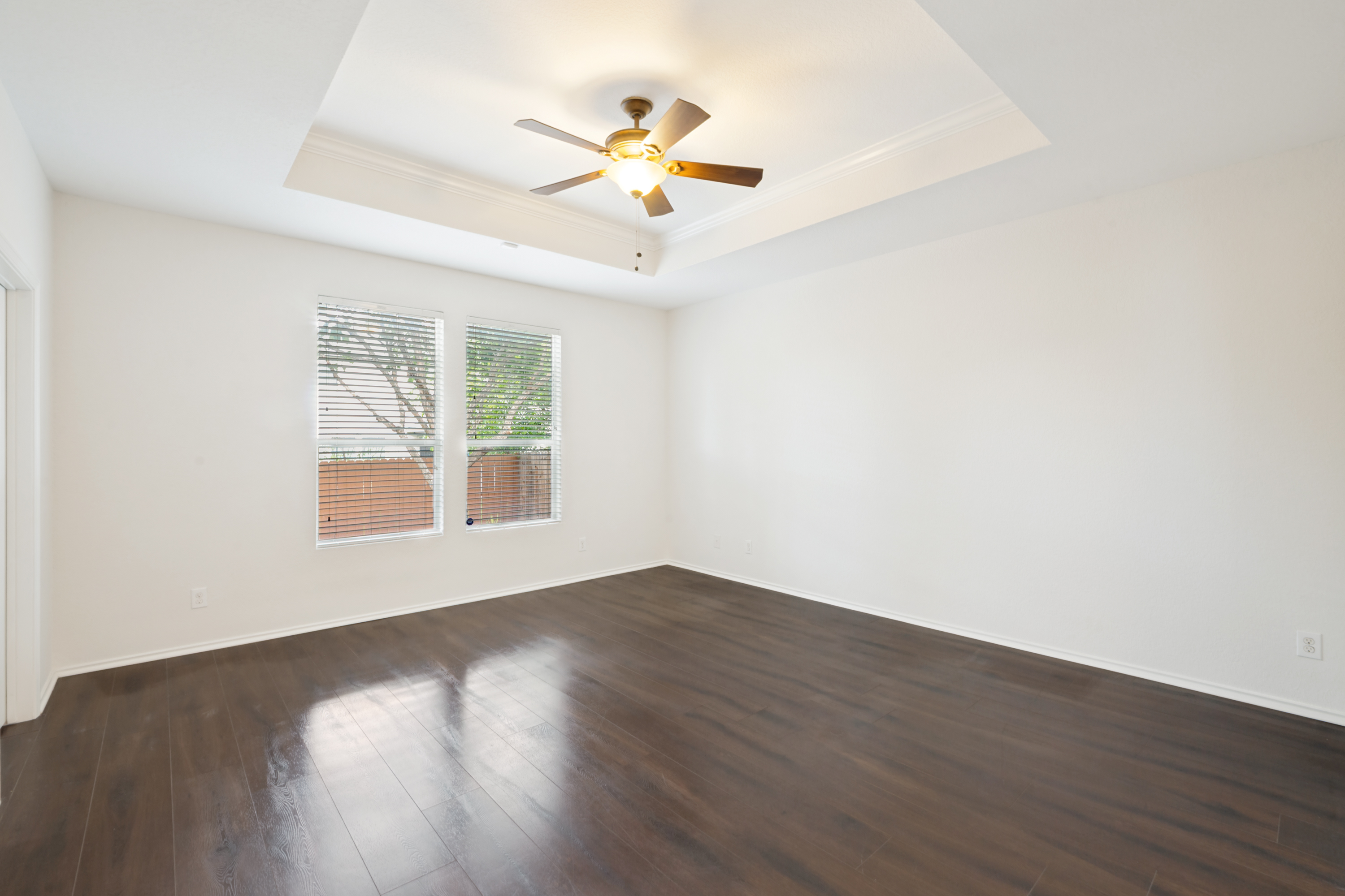  Charming Home with Fireplace and Patio - 物件實景