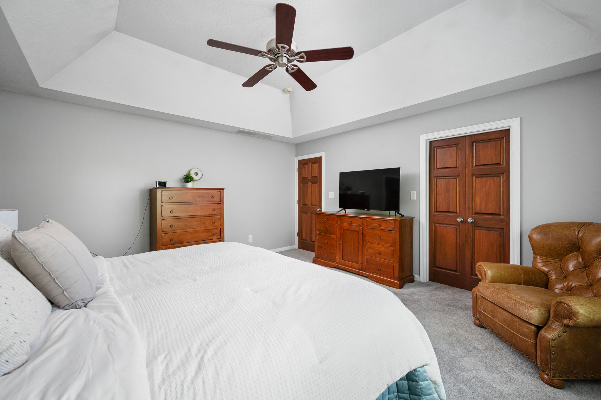  Timeless 4 Bedroom Home in One of Zionsville
