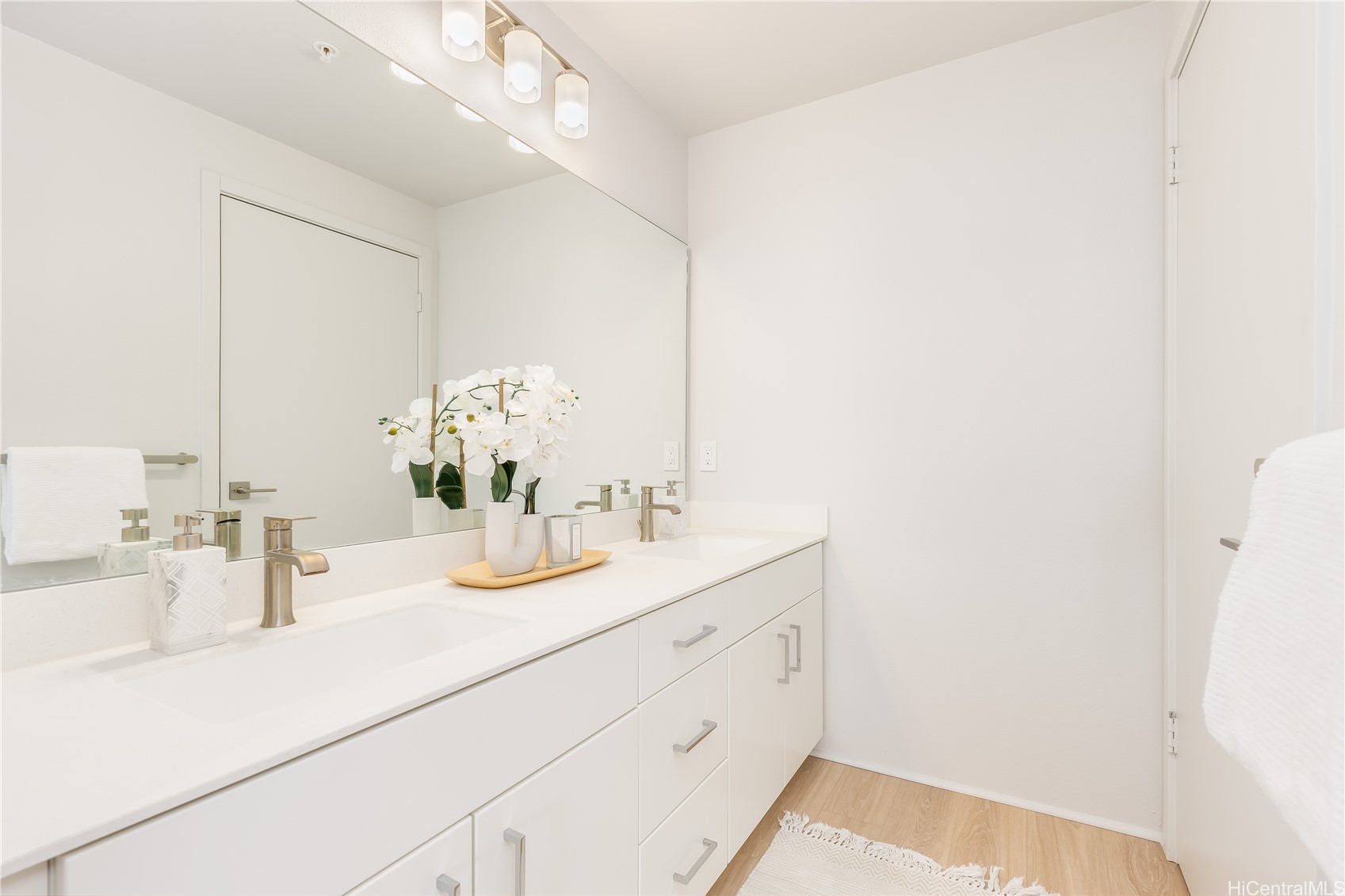 Ewa Beach, Hawaii, 96706, United States, 2 Bedrooms Bedrooms, ,2 BathroomsBathrooms,Residential,For Sale,2002979