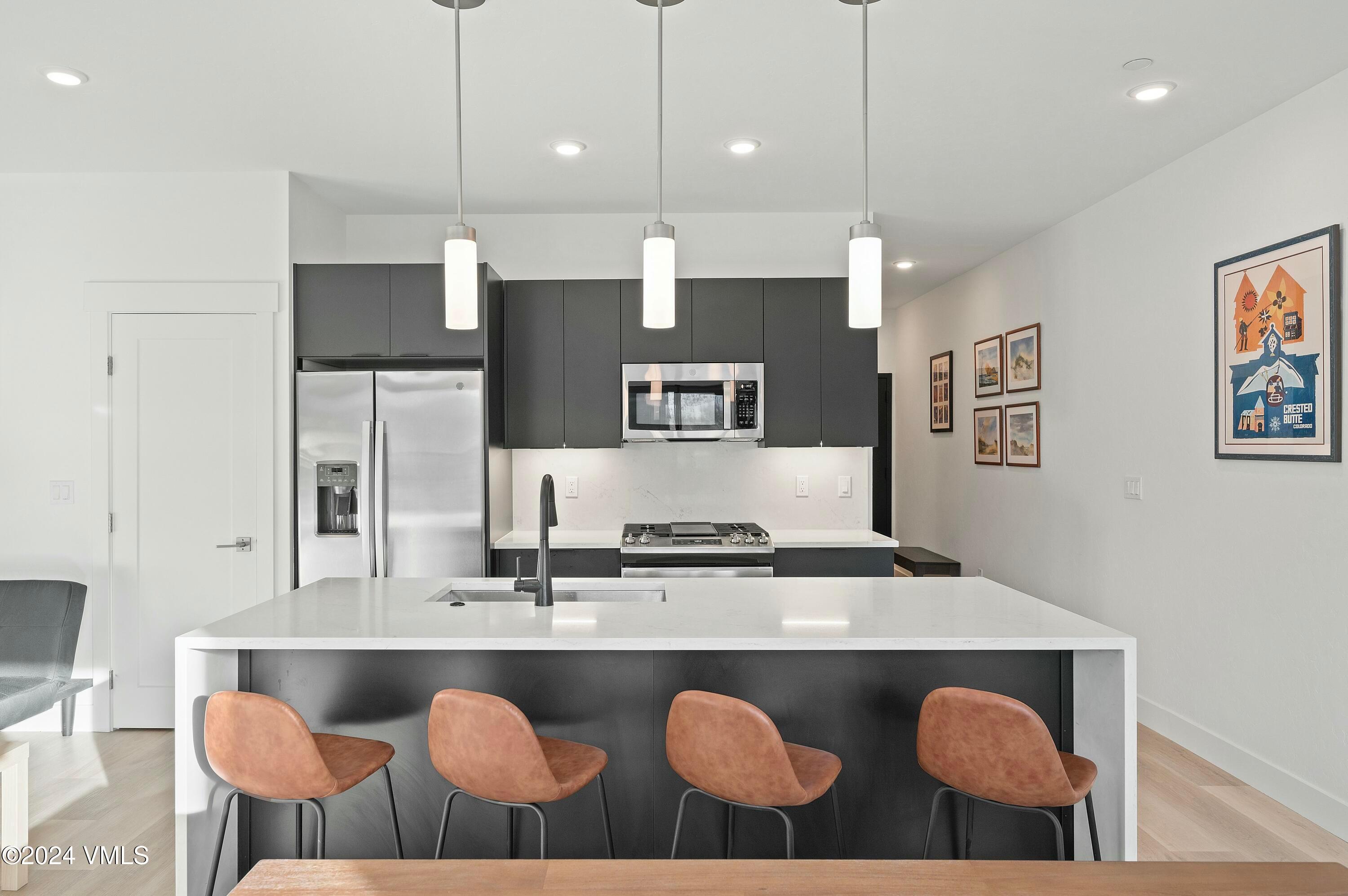 Silverthorne, Colorado, 80498, United States, 2 Bedrooms Bedrooms, ,2 BathroomsBathrooms,Residential,For Sale,1804638