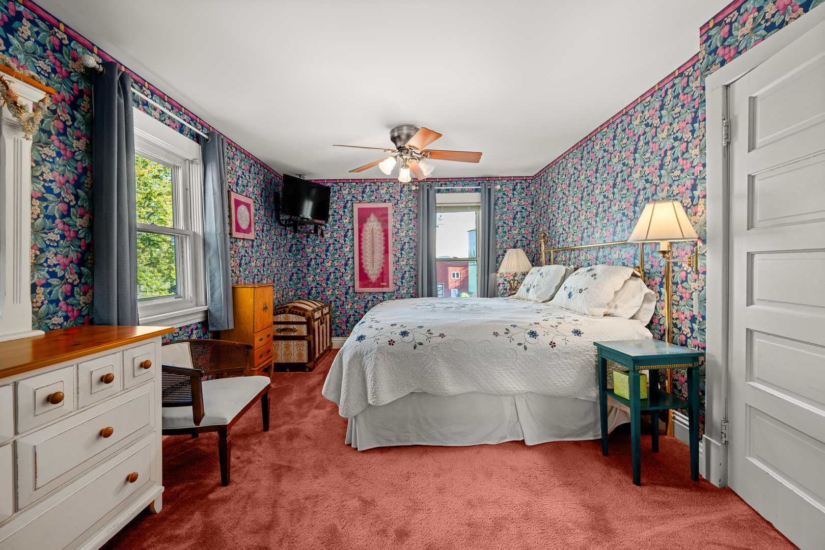 Sycamore, Illinois, 60178, United States, 4 Bedrooms Bedrooms, ,5 BathroomsBathrooms,Residential,For Sale,2001773