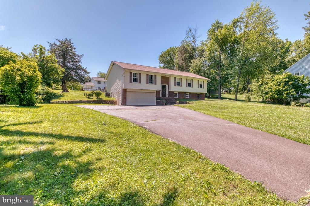 Warrenton, Virginia, 20187, United States, 3 Bedrooms Bedrooms, ,3 BathroomsBathrooms,Residential,For Sale,2049291