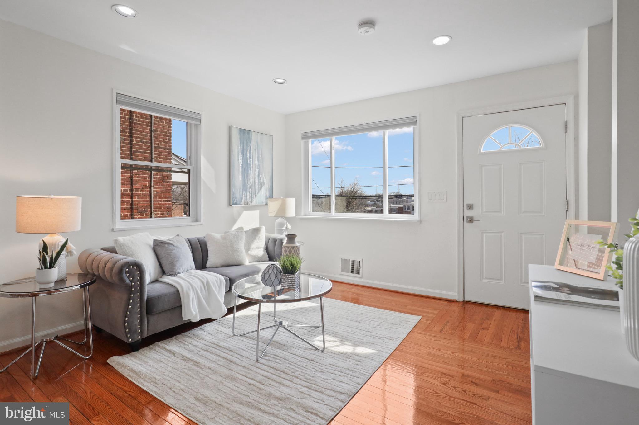 Washington, District of Columbia, 20012, United States, 4 Bedrooms Bedrooms, ,4 BathroomsBathrooms,Residential,For Sale,1864205
