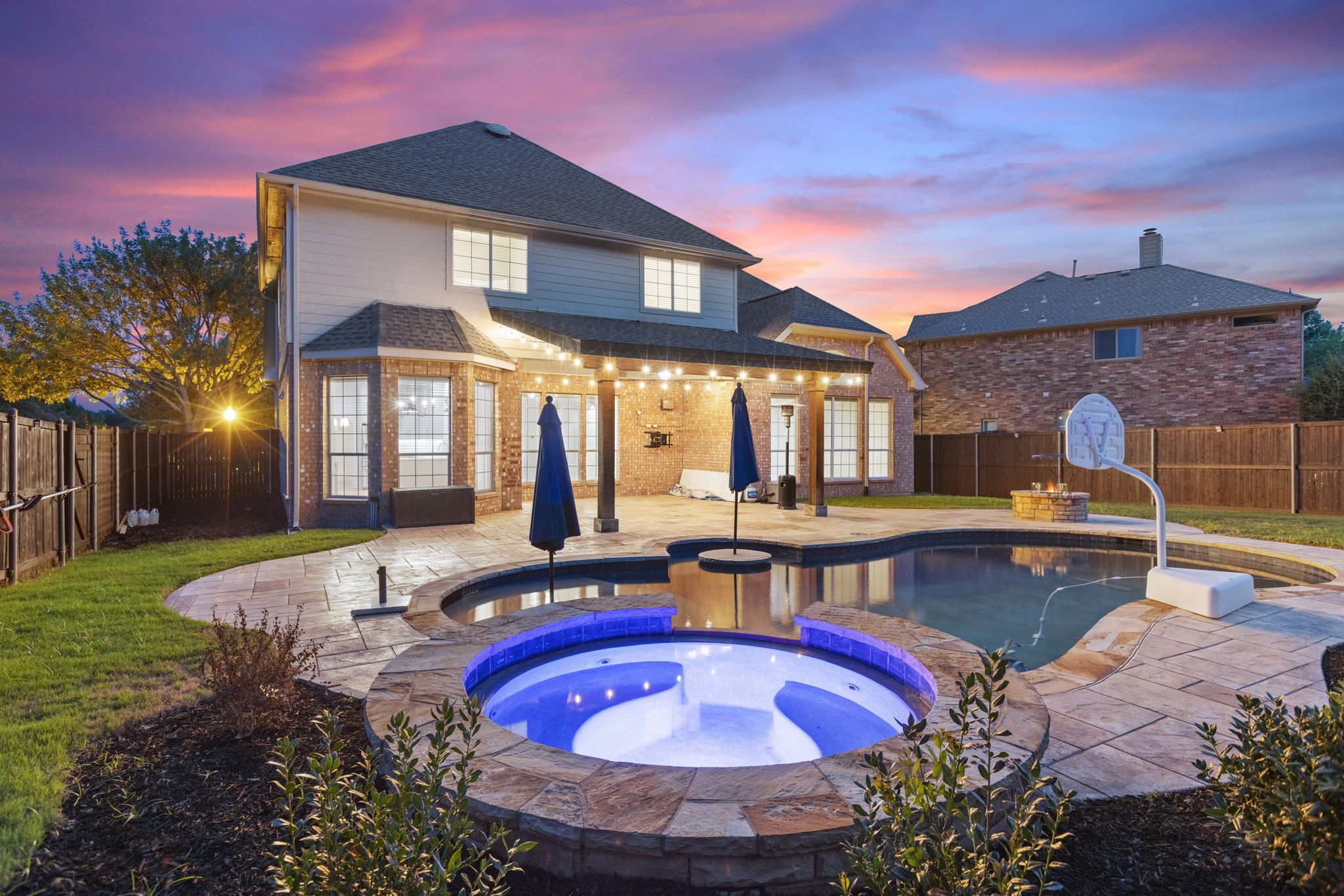 McKinney, Texas, 75072, United States, 4 Bedrooms Bedrooms, ,4 BathroomsBathrooms,Residential,For Sale,1933487