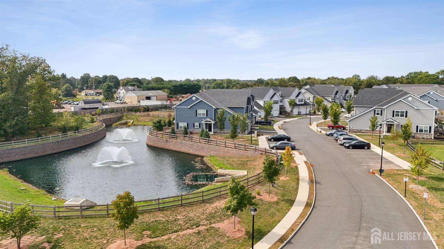 Franklin Twsp, New Jersey, 08873, United States, 2 Bedrooms Bedrooms, ,3 BathroomsBathrooms,Residential,For Sale,2003285