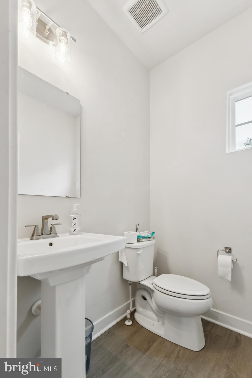 Stafford, Virginia, 22554, United States, 5 Bedrooms Bedrooms, ,5 BathroomsBathrooms,Residential,For Sale,1920840