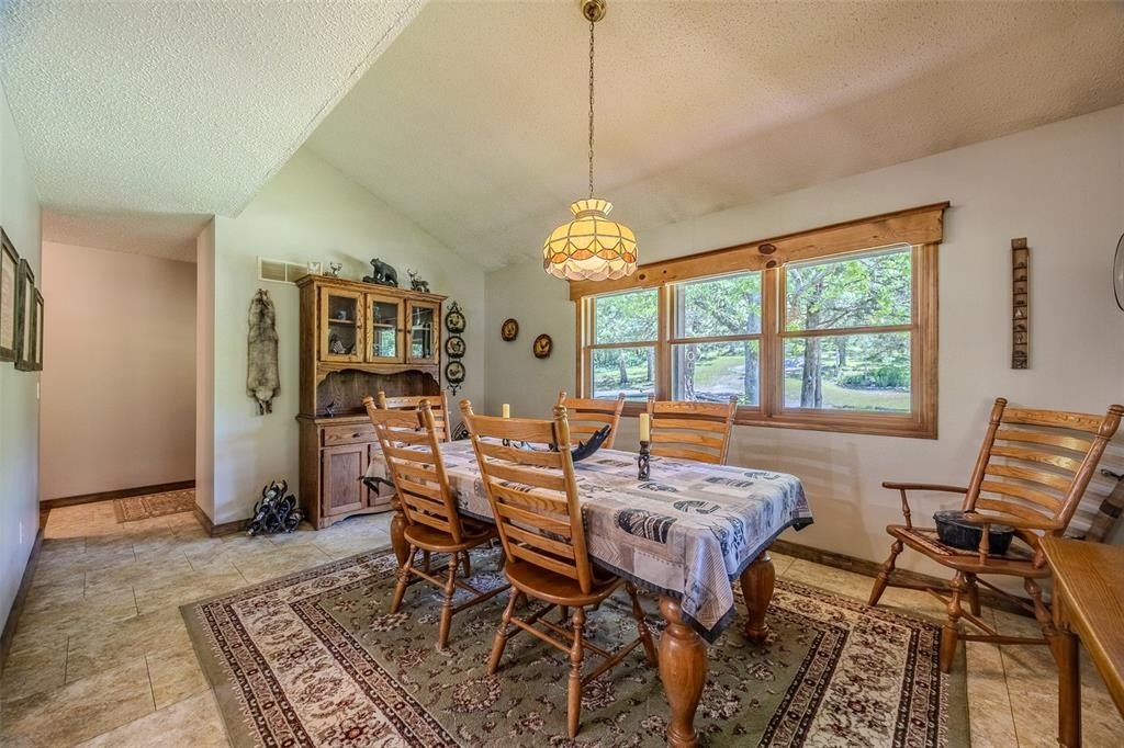 Urbana, Missouri, 65767, United States, 5 Bedrooms Bedrooms, ,4 BathroomsBathrooms,Residential,For Sale,1851017