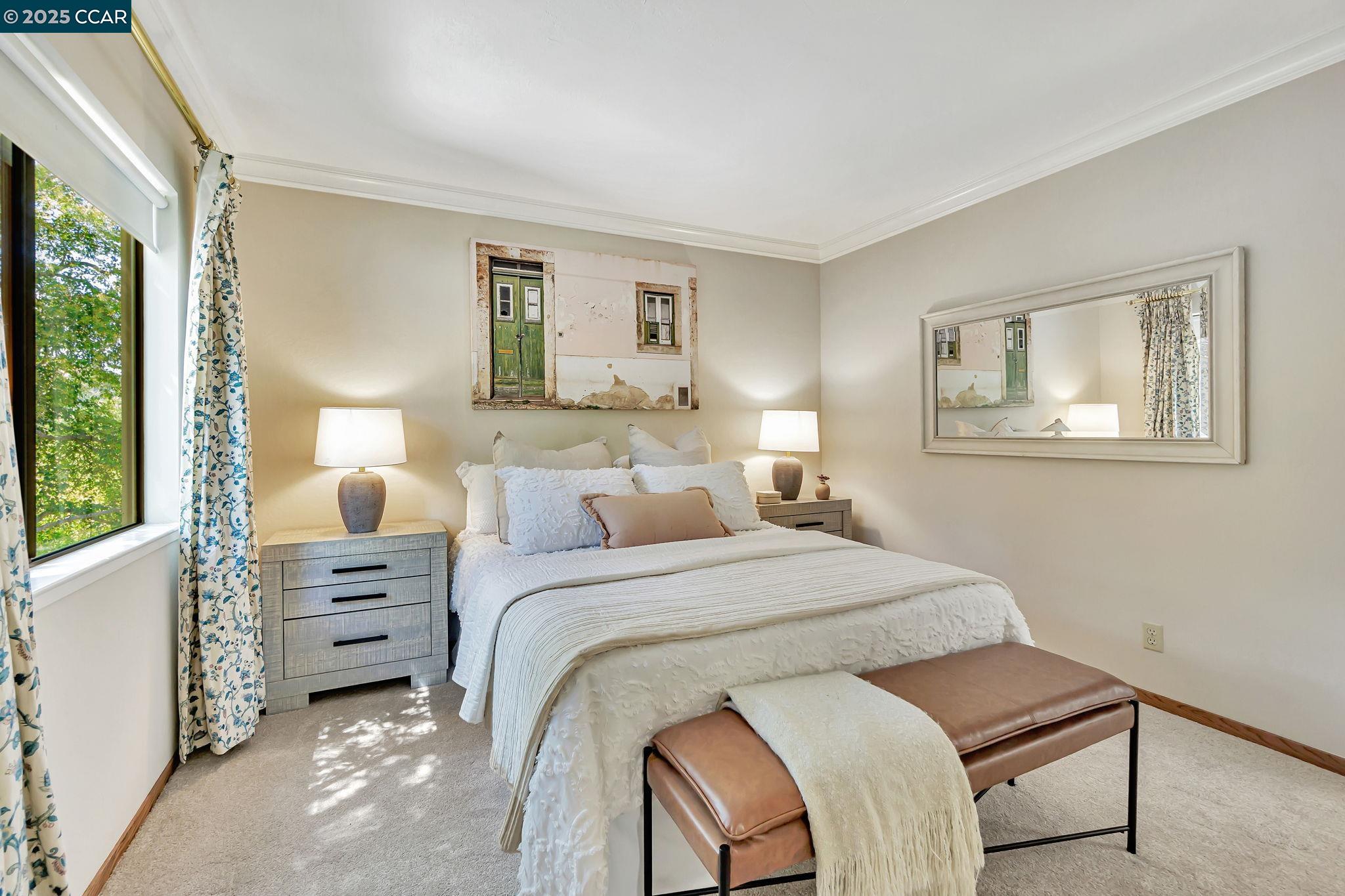 Walnut Creek, California, 94595, United States, 3 Bedrooms Bedrooms, ,2 BathroomsBathrooms,Residential,For Sale,1924398