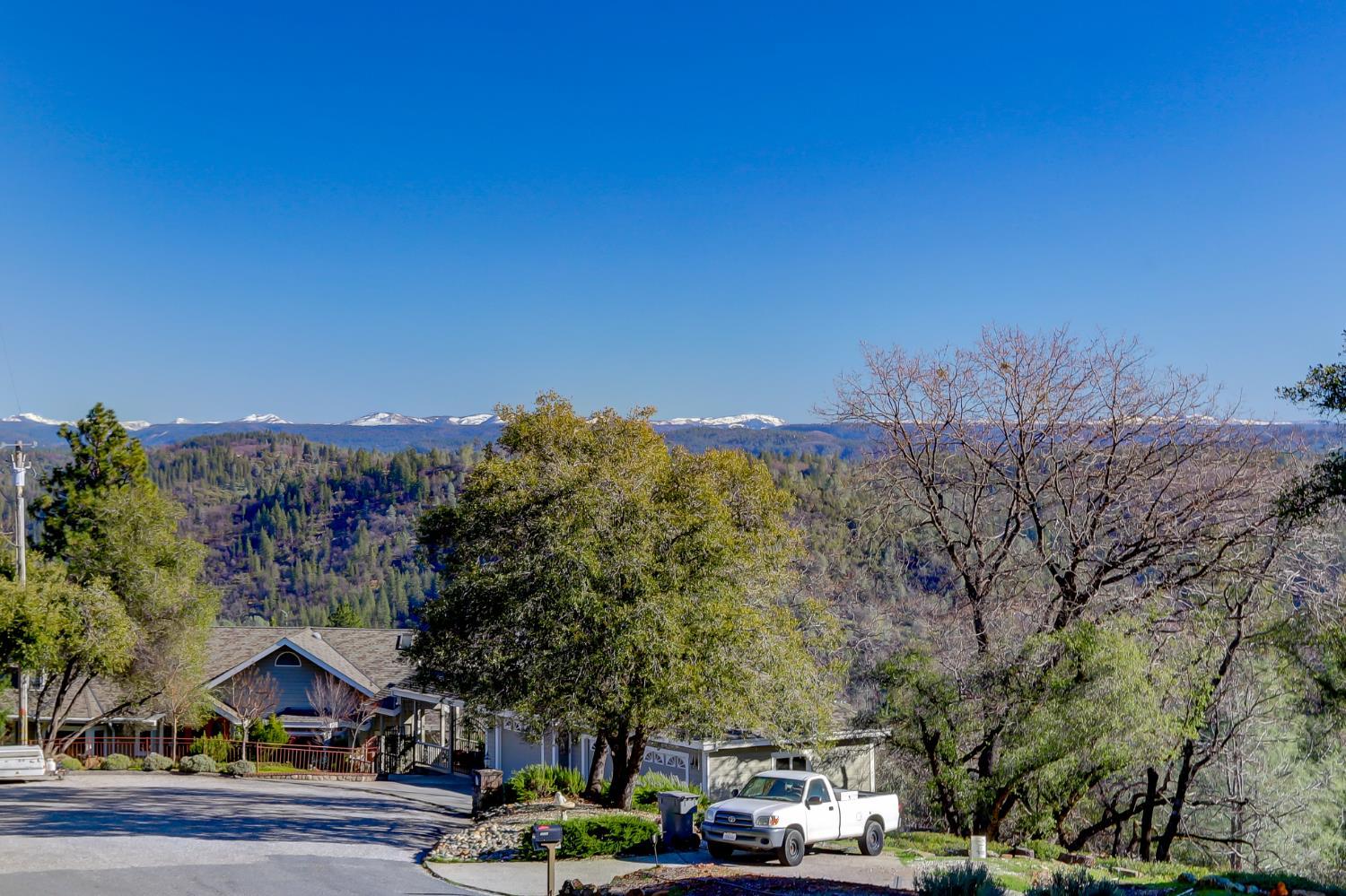 Grass Valley, California, 95949, United States, 3 Bedrooms Bedrooms, ,3 BathroomsBathrooms,Residential,For Sale,1990483