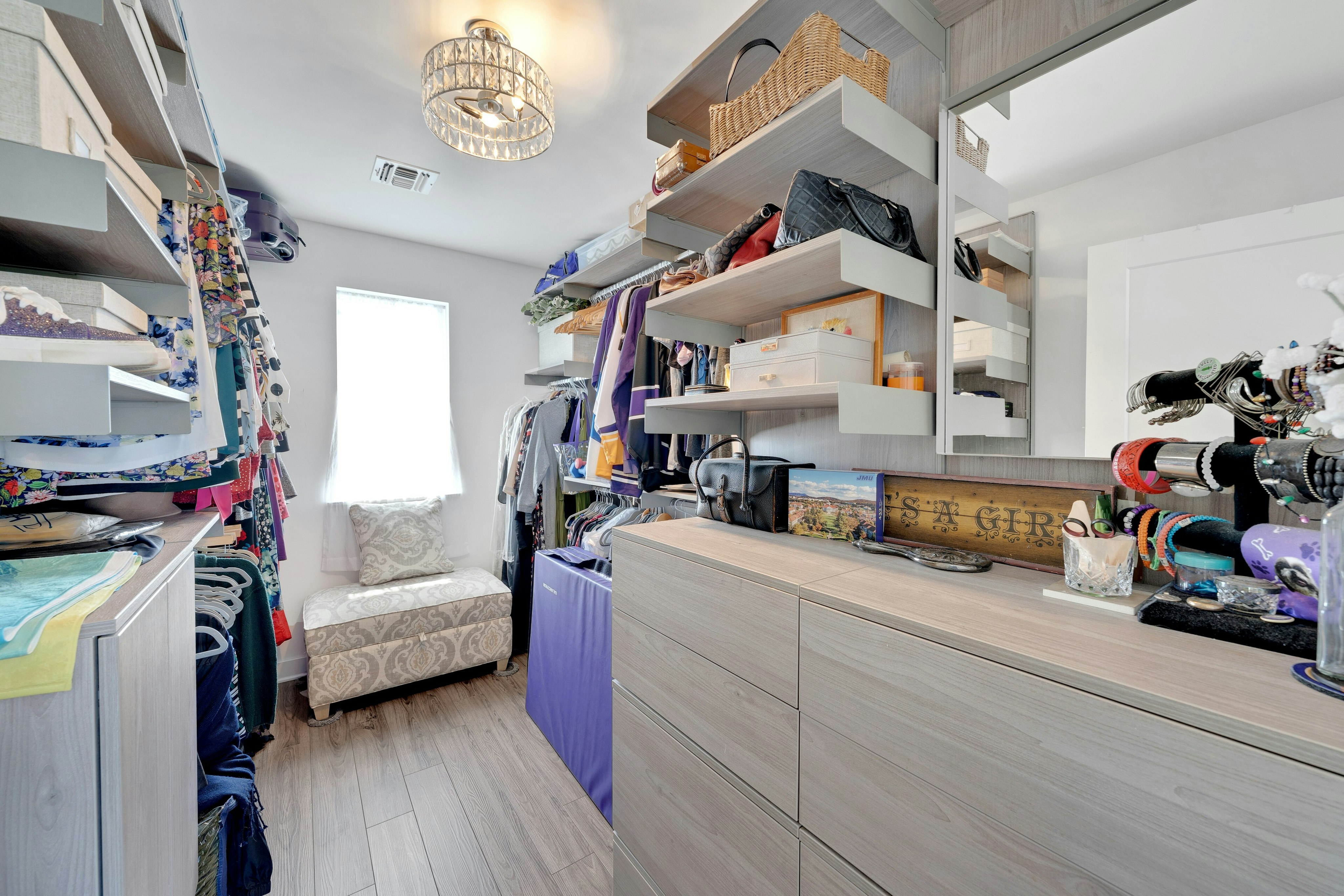  10 Bares Court, Little Ferry, NJ 07643 - 物件實景