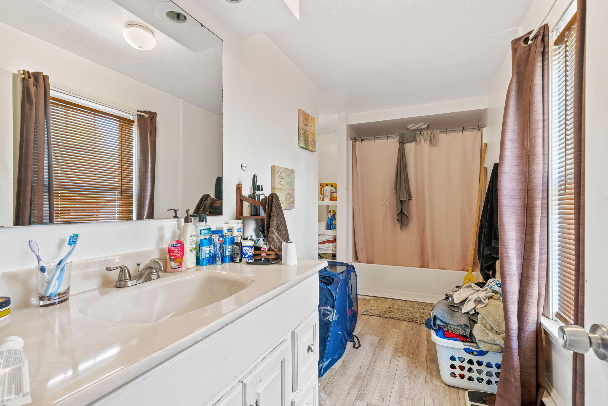 Biddeford, Maine, 04005, United States, ,3 BathroomsBathrooms,Residential,For Sale,1977018