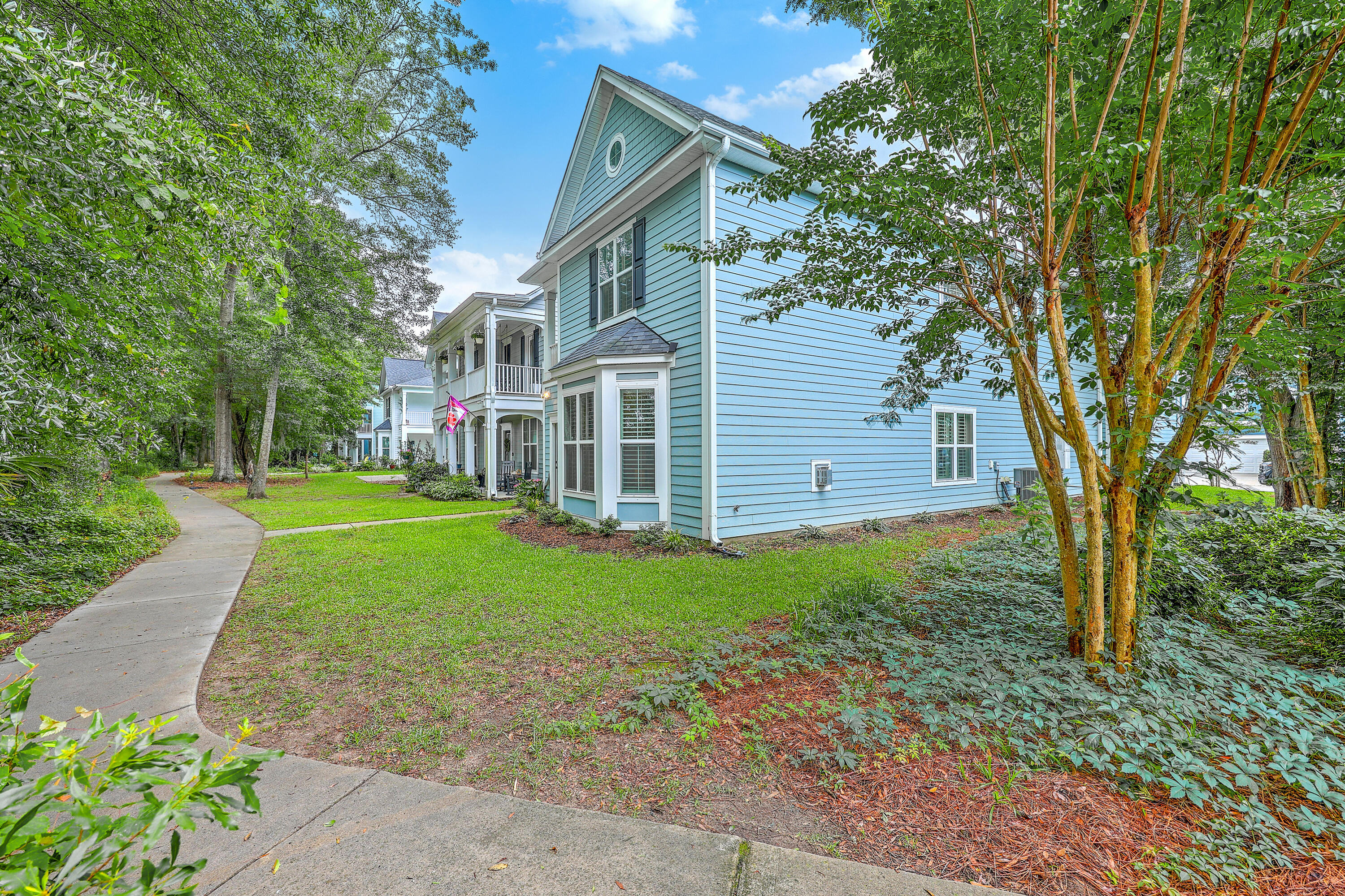 Charleston, South Carolina, 29414, United States, 4 Bedrooms Bedrooms, ,4 BathroomsBathrooms,Residential,For Sale,1895011