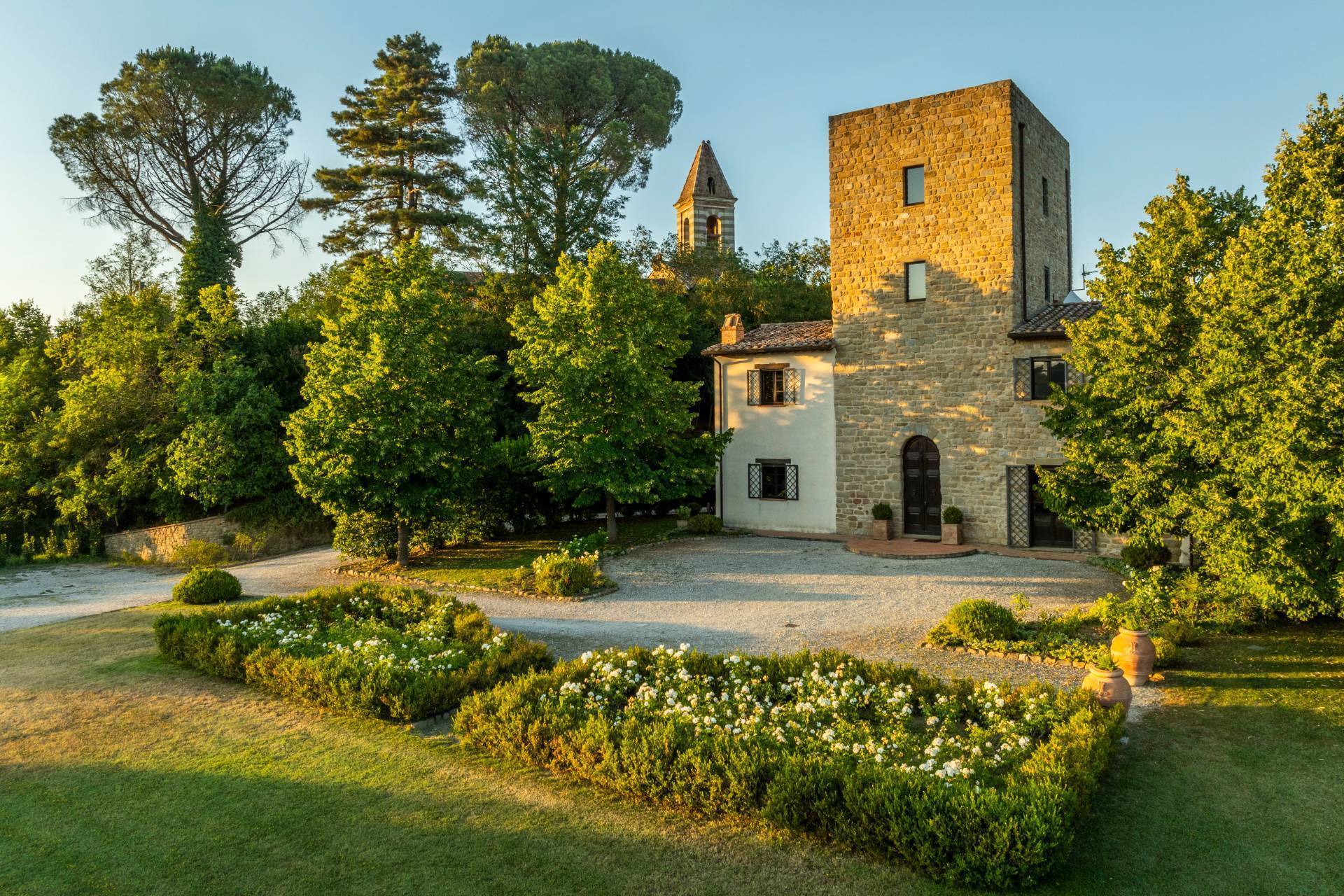Perugia, Perugia, 06100, IT, 4 Bedrooms Bedrooms, ,5 BathroomsBathrooms,Residential,For Sale,1730390