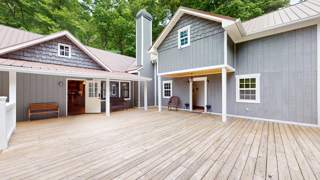 Ellijay, Georgia, 30536, United States, 5 Bedrooms Bedrooms, ,3 BathroomsBathrooms,Residential,For Sale,1982732