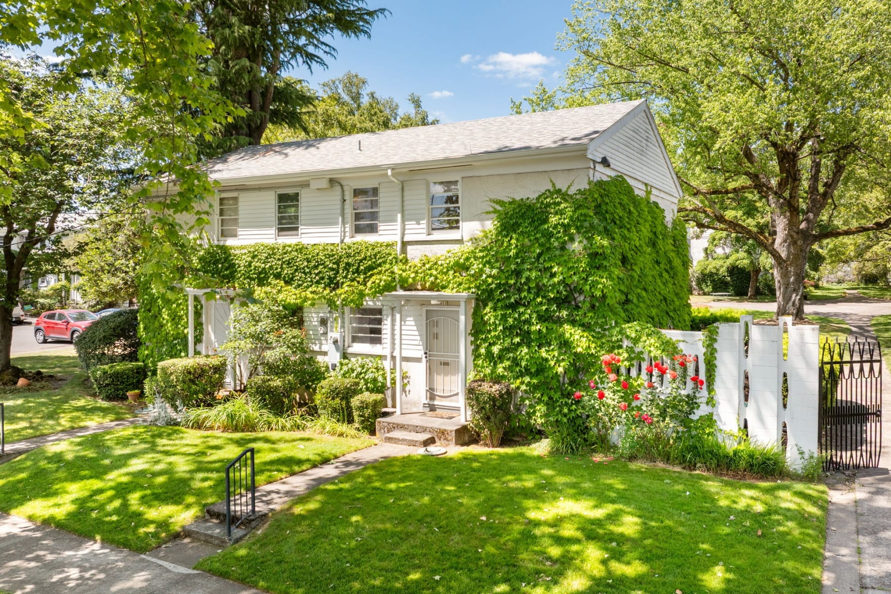  6811 NE BROADWAY Portland, OR 97213 - 物件實景