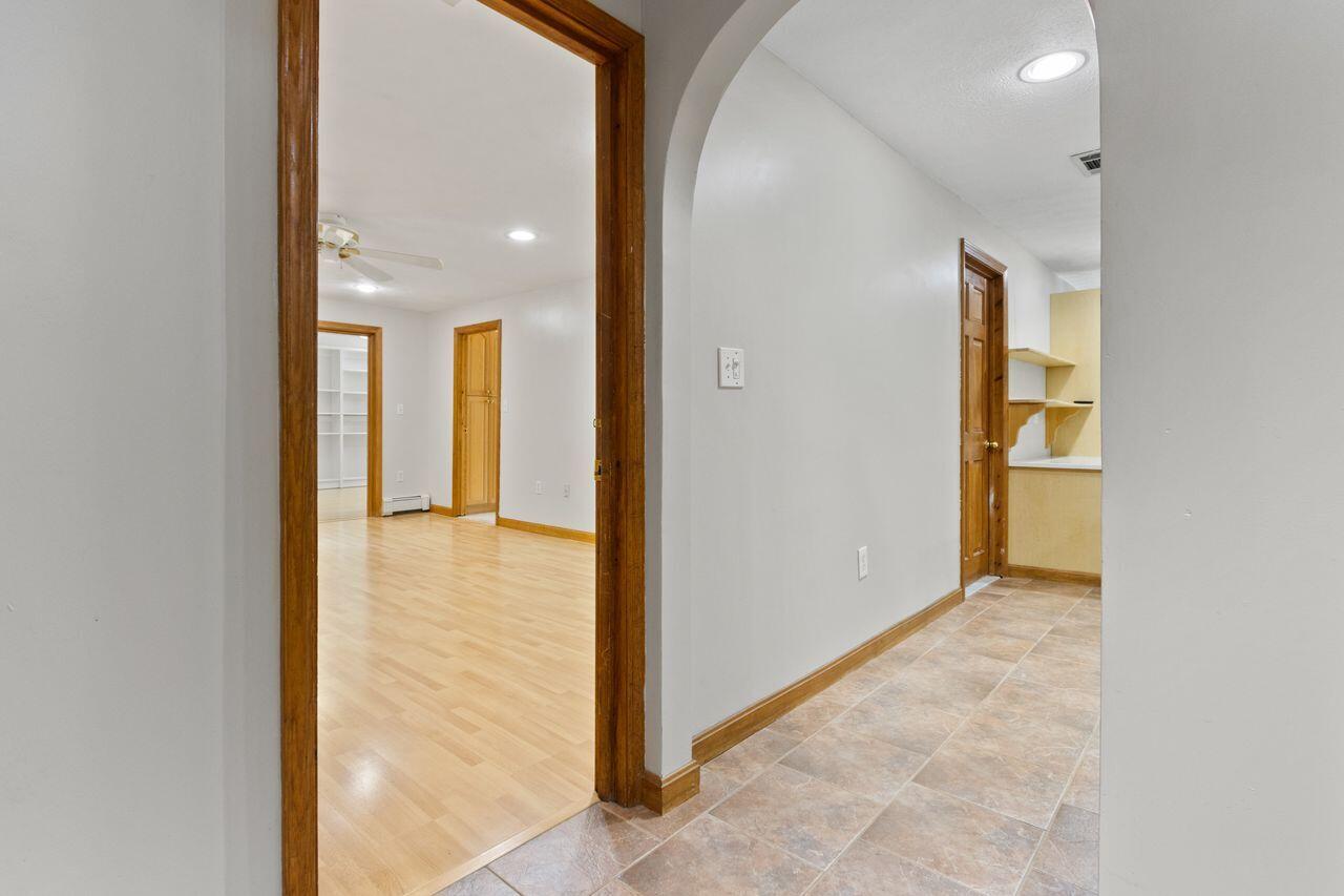 Biddeford, Maine, 04005, United States, 3 Bedrooms Bedrooms, ,2 BathroomsBathrooms,Residential,For Sale,1903866