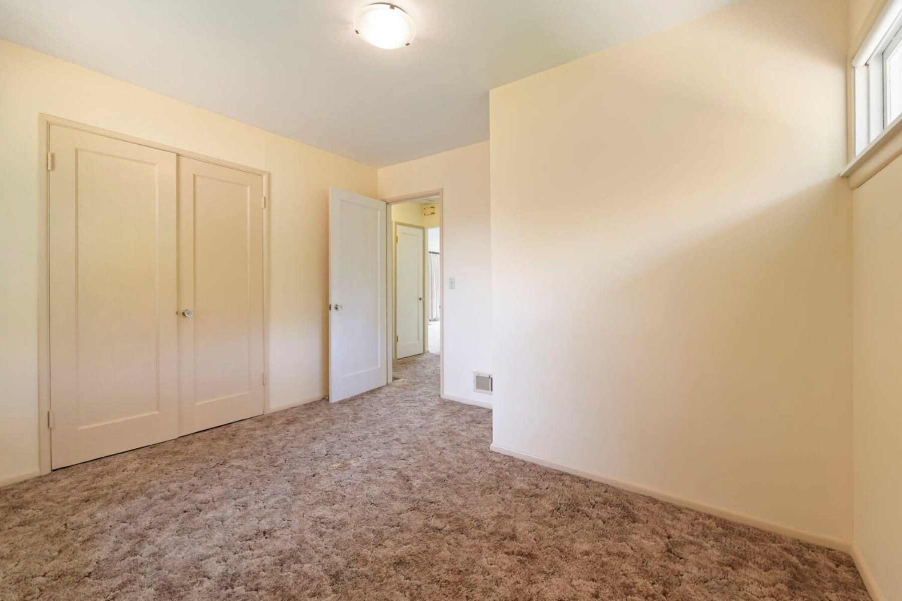  3828 NE 75TH AVE Portland, OR 97213 - 物件實景