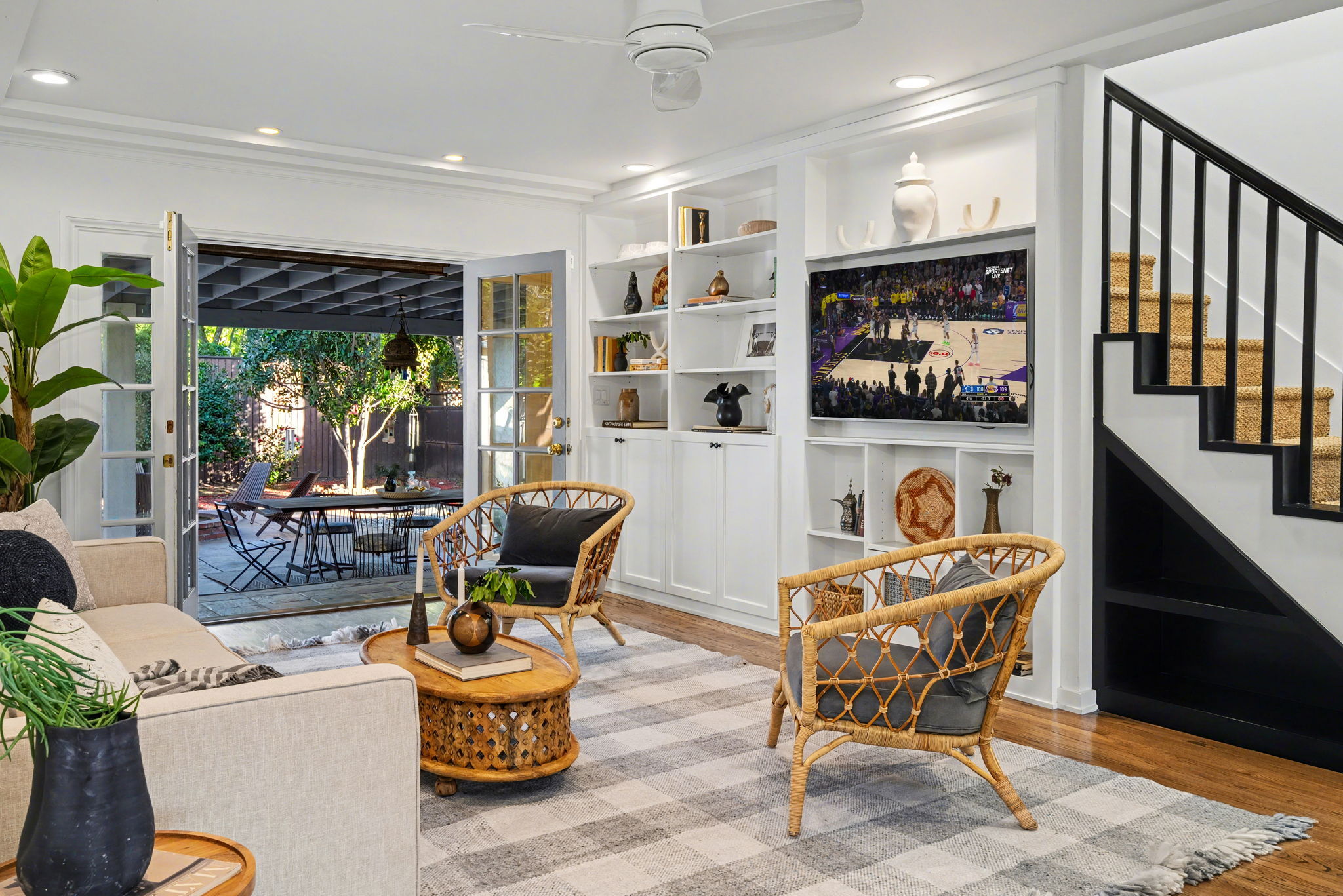  5420   Morella Ave - 物件實景