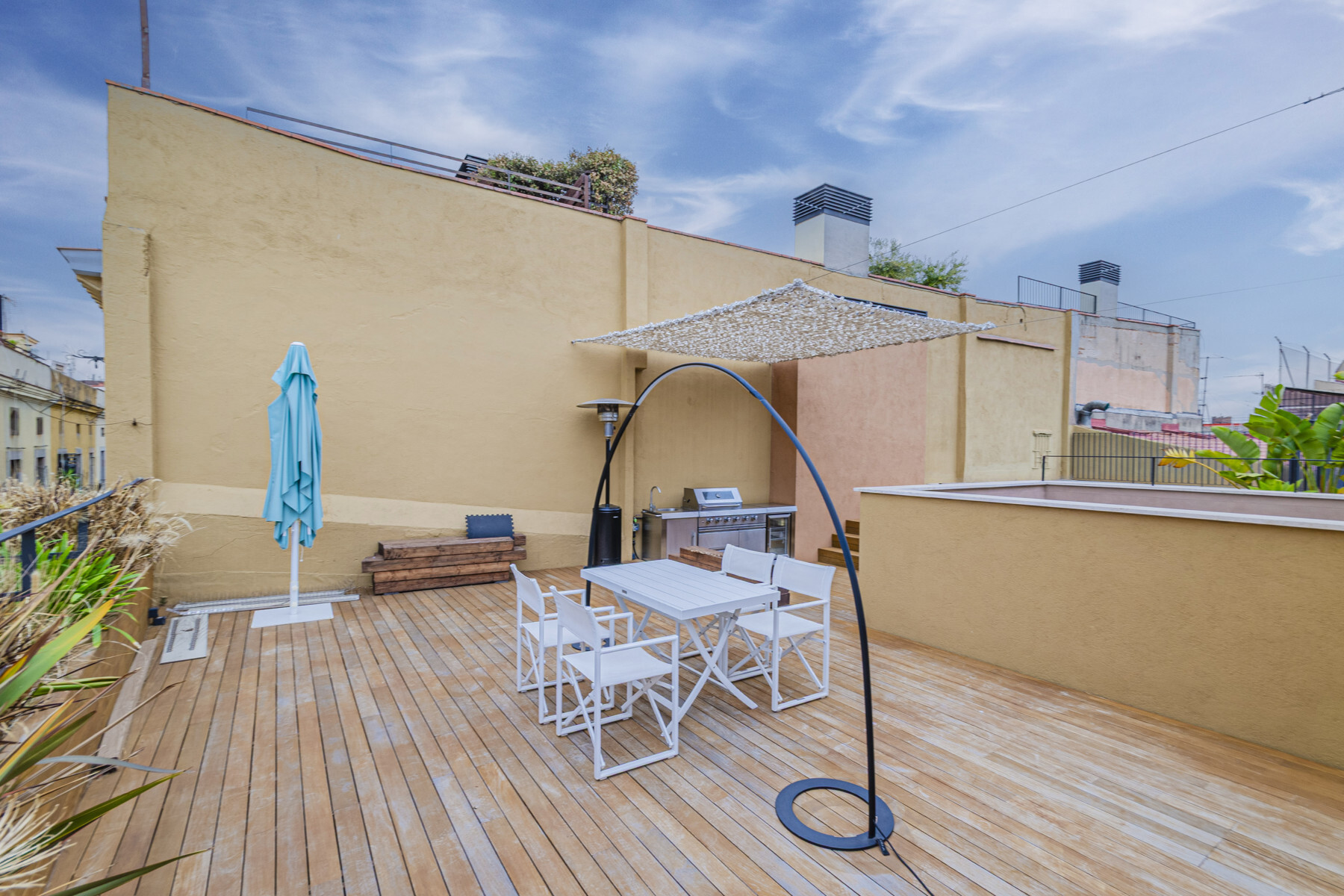 2-bedroom apartment in a listed and renovated building in El Born - 物件實景