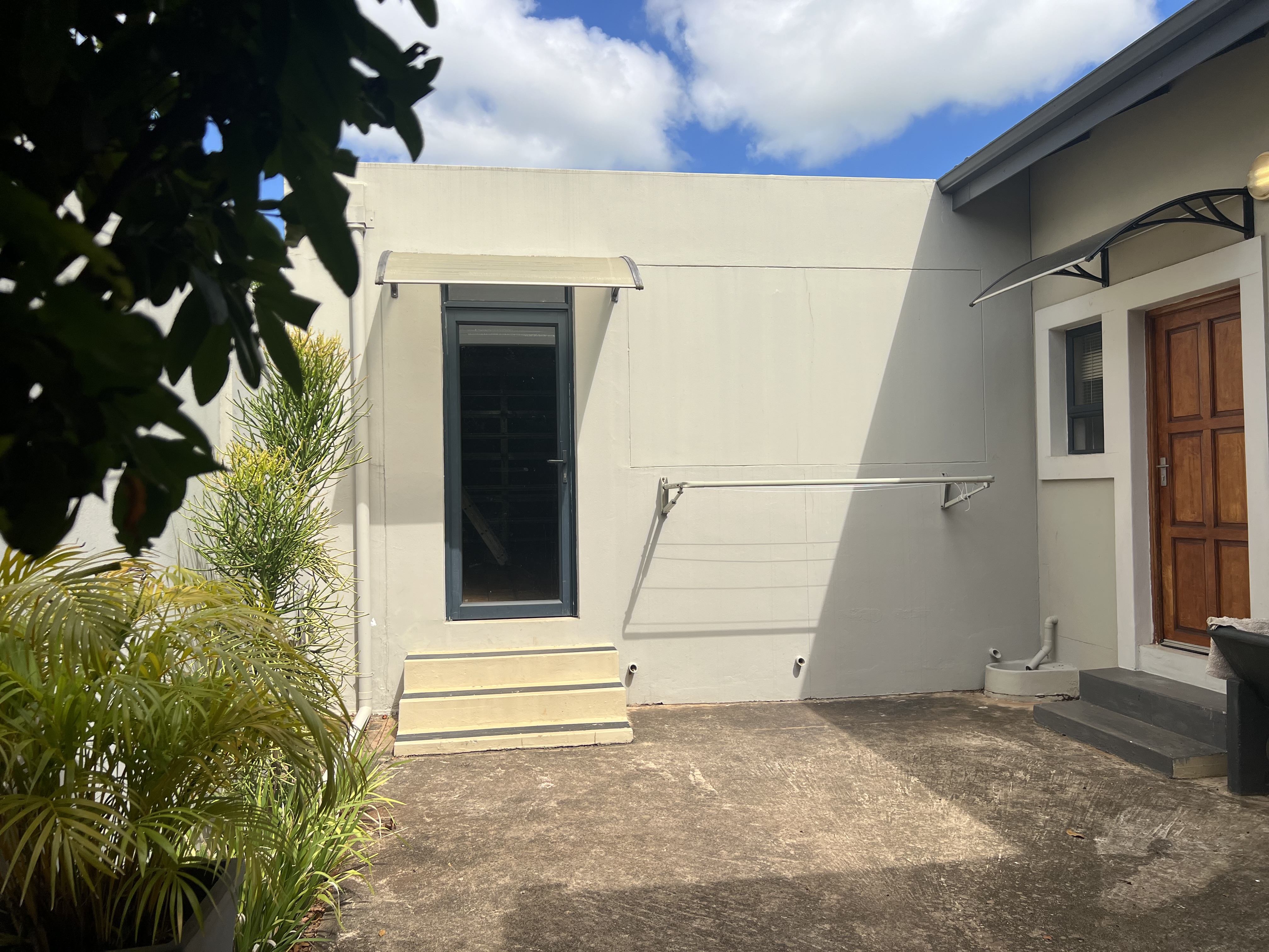  Meticulously maintained home with thoughtfully curated living spaces - 物件實景