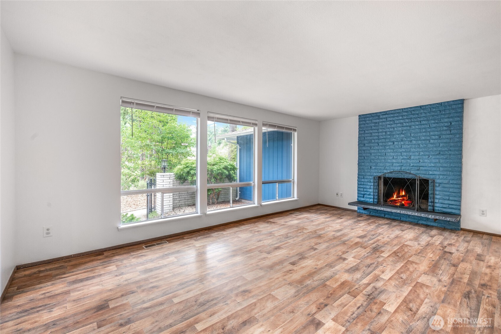 Gig Harbor, Washington, 98335, United States, 3 Bedrooms Bedrooms, ,1 BathroomBathrooms,Residential,For Sale,1908479