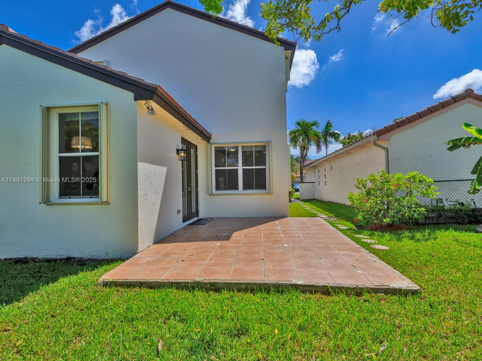 Pembroke Pines, Florida, 33029, United States, 3 Bedrooms Bedrooms, ,3 BathroomsBathrooms,Residential,For Sale,1923091