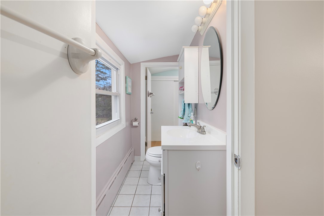 Cranston, Rhode Island, 02921, United States, 4 Bedrooms Bedrooms, ,3 BathroomsBathrooms,Residential,For Sale,1787177