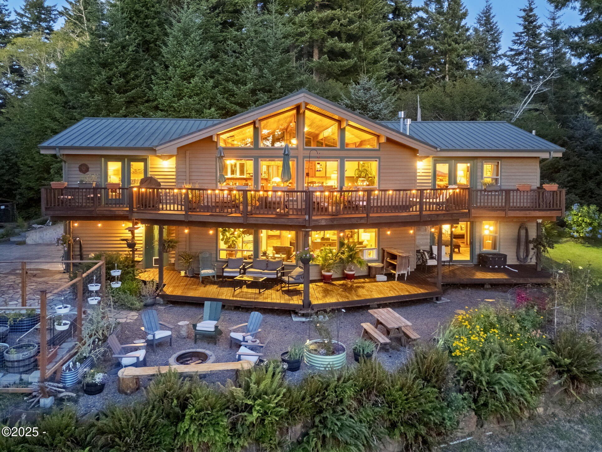 Otis, Oregon, 97368, United States, 4 Bedrooms Bedrooms, ,Residential,For Sale,1927199