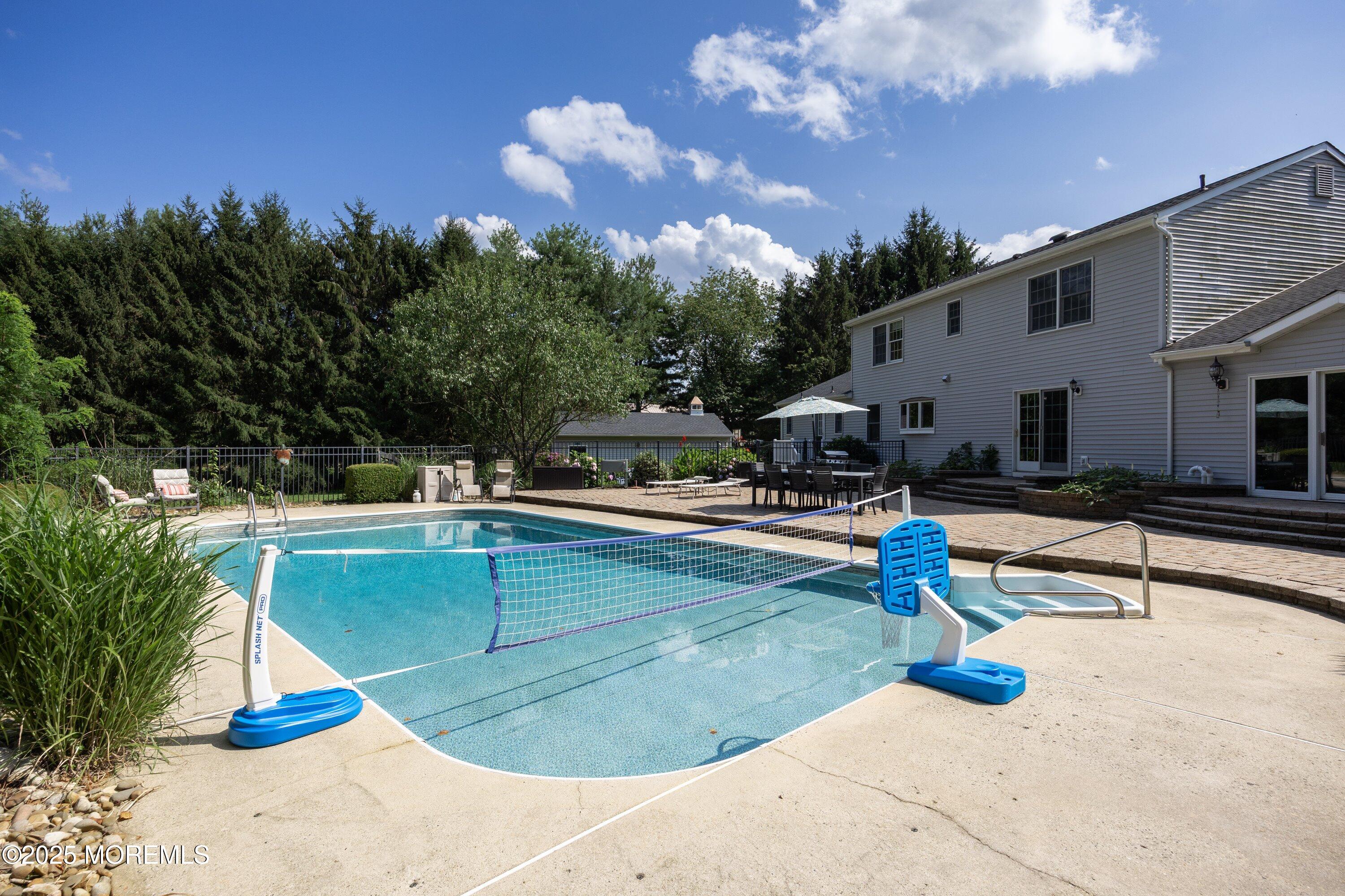 Cream Ridge, New Jersey, 08514, United States, 4 Bedrooms Bedrooms, ,3 BathroomsBathrooms,Residential,For Sale,1904272