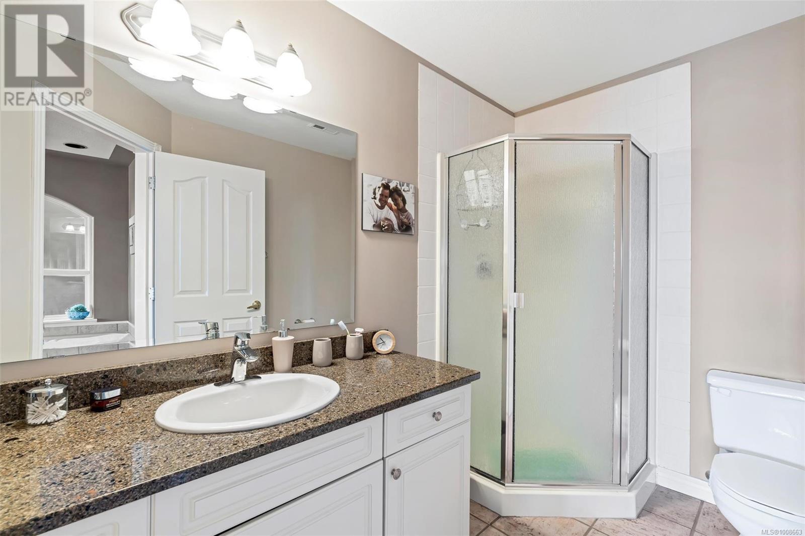 DUNCAN, British Columbia, V9L 5P3, CA, 4 Bedrooms Bedrooms, ,3 BathroomsBathrooms,Residential,For Sale,1908647