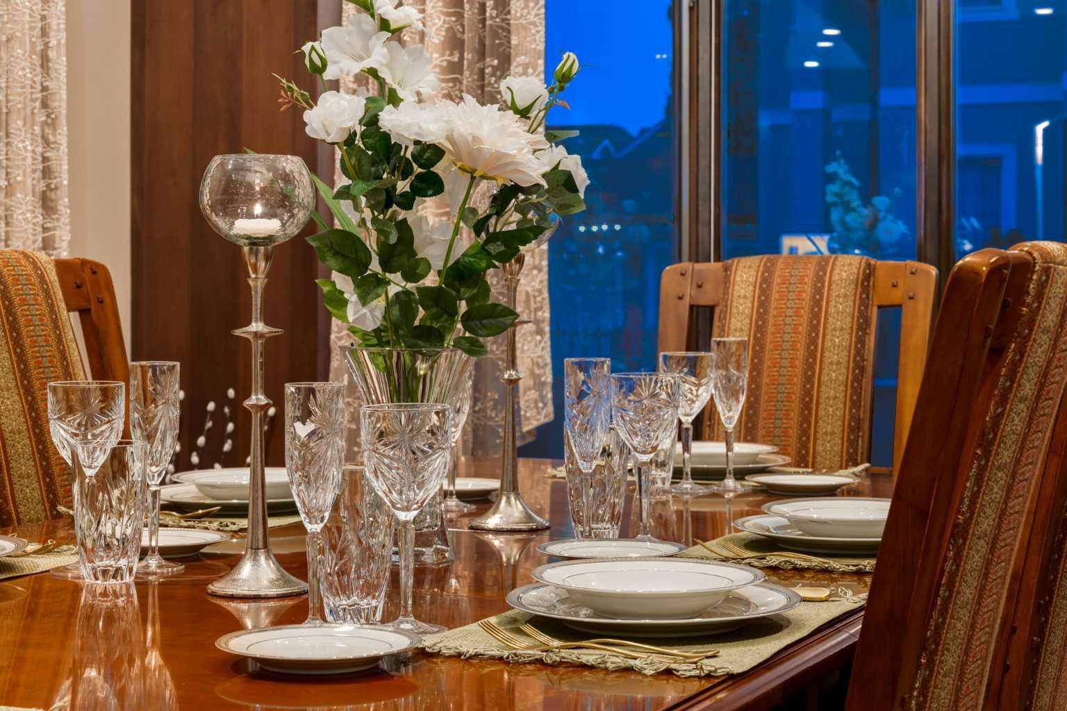 CALGARY, Alberta, T3H 5M3, CA, 5 Bedrooms Bedrooms, ,8 BathroomsBathrooms,Residential,For Sale,1988297