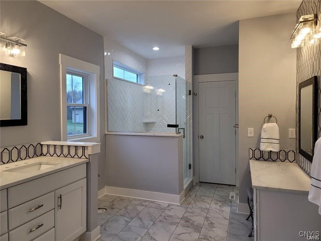 Phoenix, New York, 13135, United States, 3 Bedrooms Bedrooms, ,3 BathroomsBathrooms,Residential,For Sale,1996812