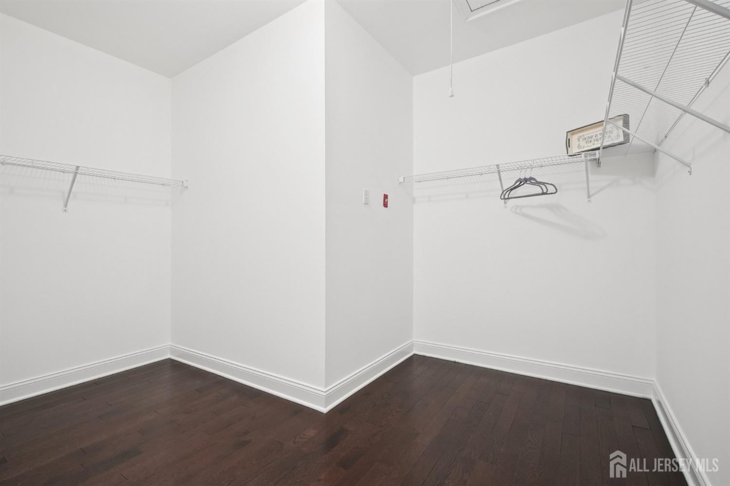 Franklin Twsp, New Jersey, 08873, United States, 2 Bedrooms Bedrooms, ,3 BathroomsBathrooms,Residential,For Sale,2003285