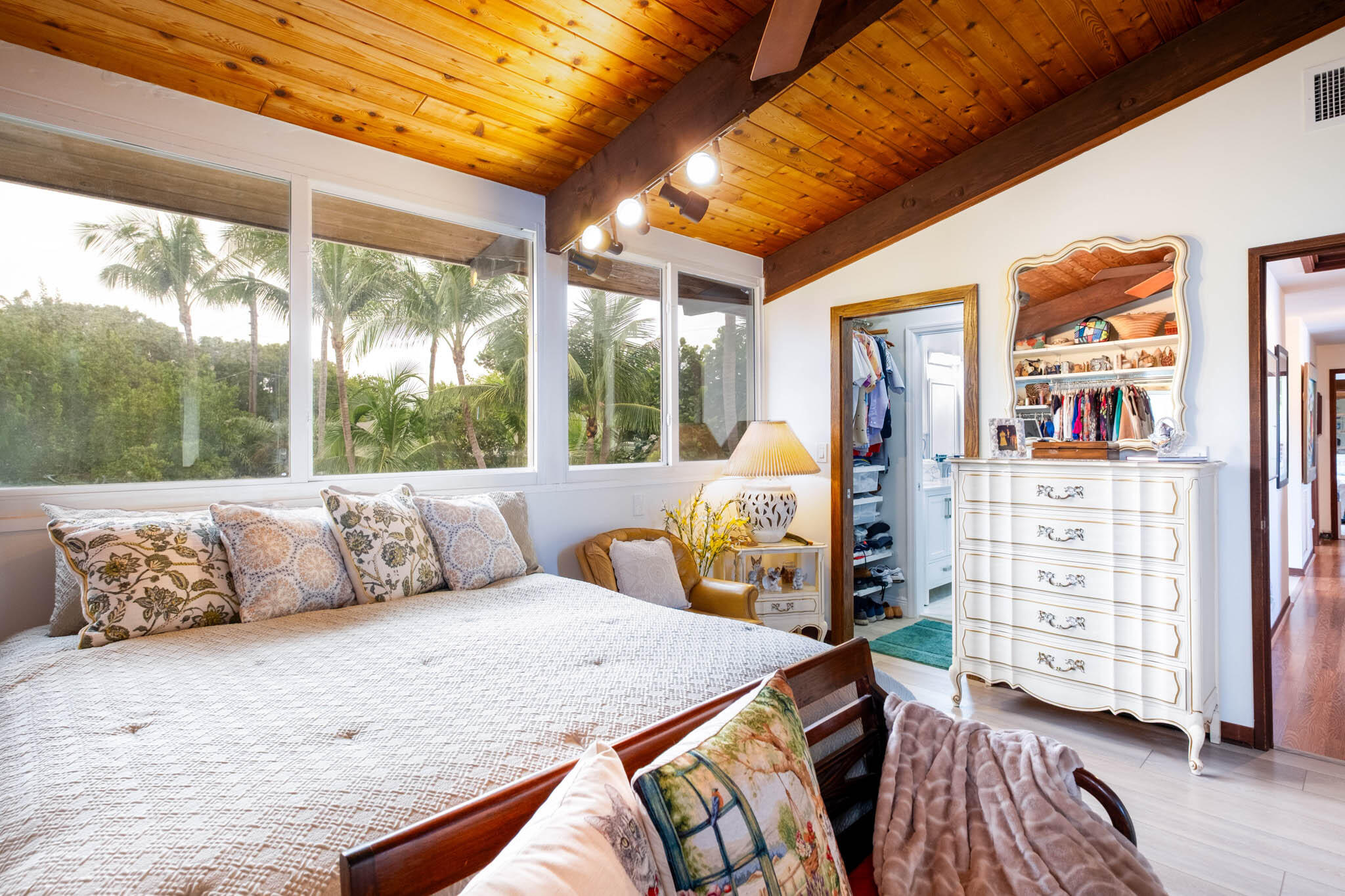 ISLAMORADA, Florida, 33036, United States, 3 Bedrooms Bedrooms, ,3 BathroomsBathrooms,Residential,For Sale,1947768