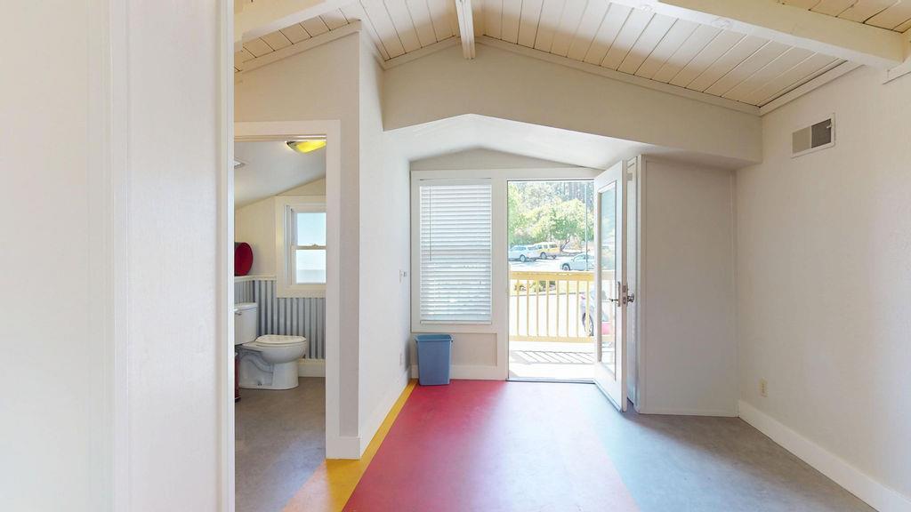 Grass Valley, California, 95945, United States, 2 Bedrooms Bedrooms, ,3 BathroomsBathrooms,Residential,For Sale,1976579