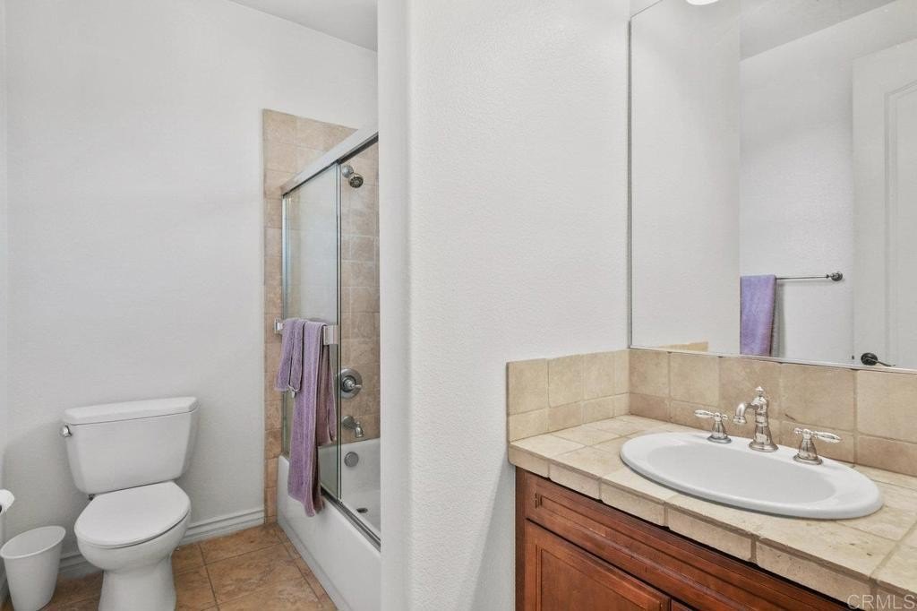 Chula Vista, California, 91914, United States, 4 Bedrooms Bedrooms, ,5 BathroomsBathrooms,Residential,For Sale,1906810