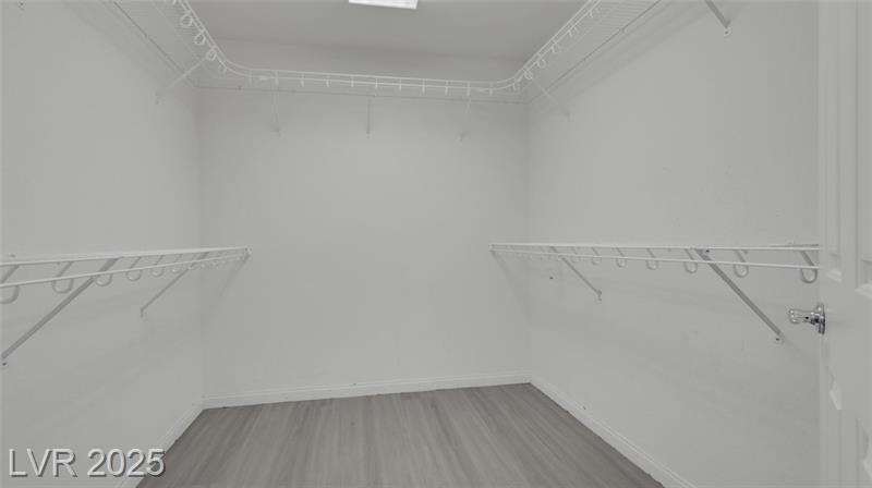 Las Vegas, Nevada, 89139, United States, 5 Bedrooms Bedrooms, ,4 BathroomsBathrooms,Residential,For Sale,1980975