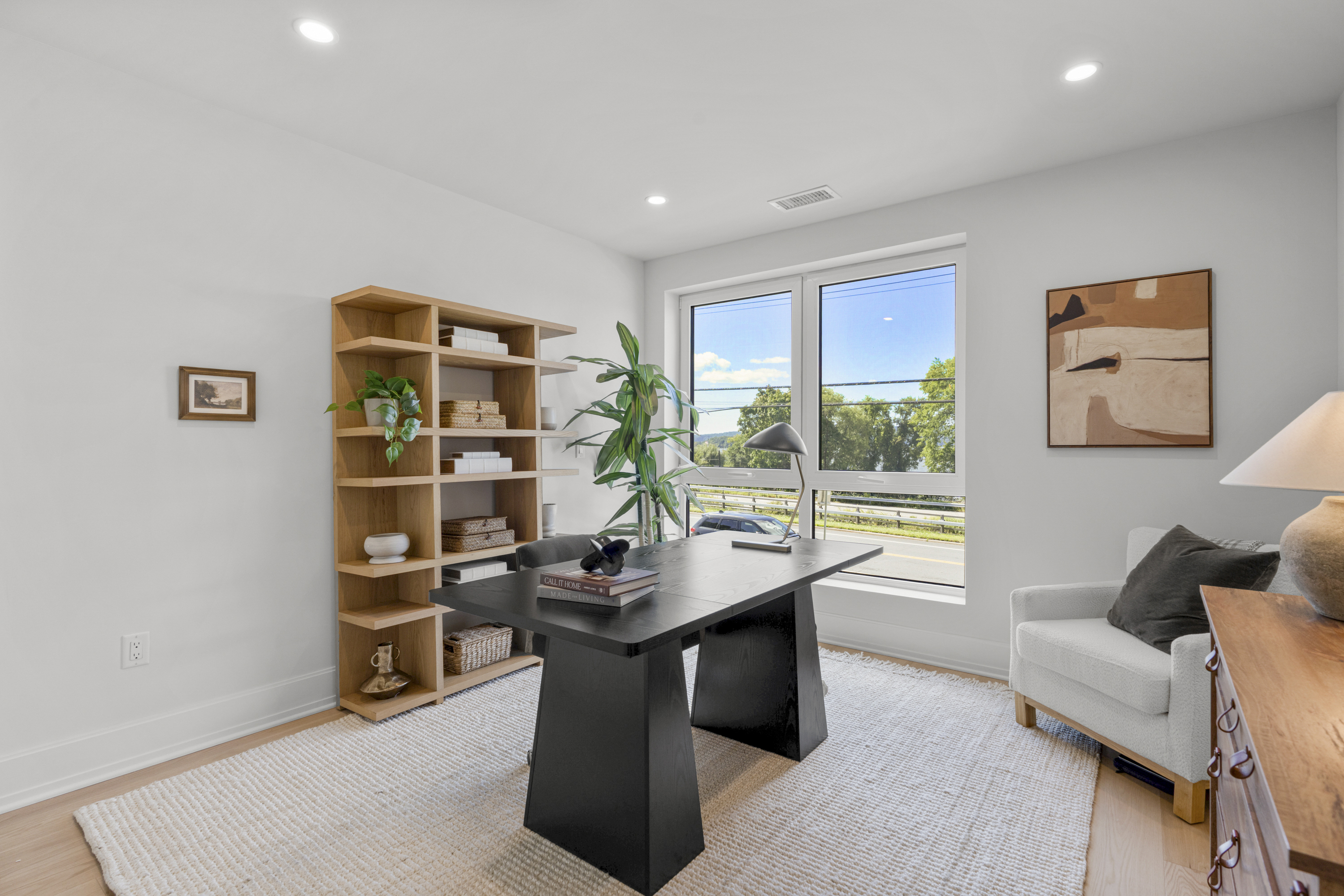  Luxurious 2-Bedroom Condo - 物件實景