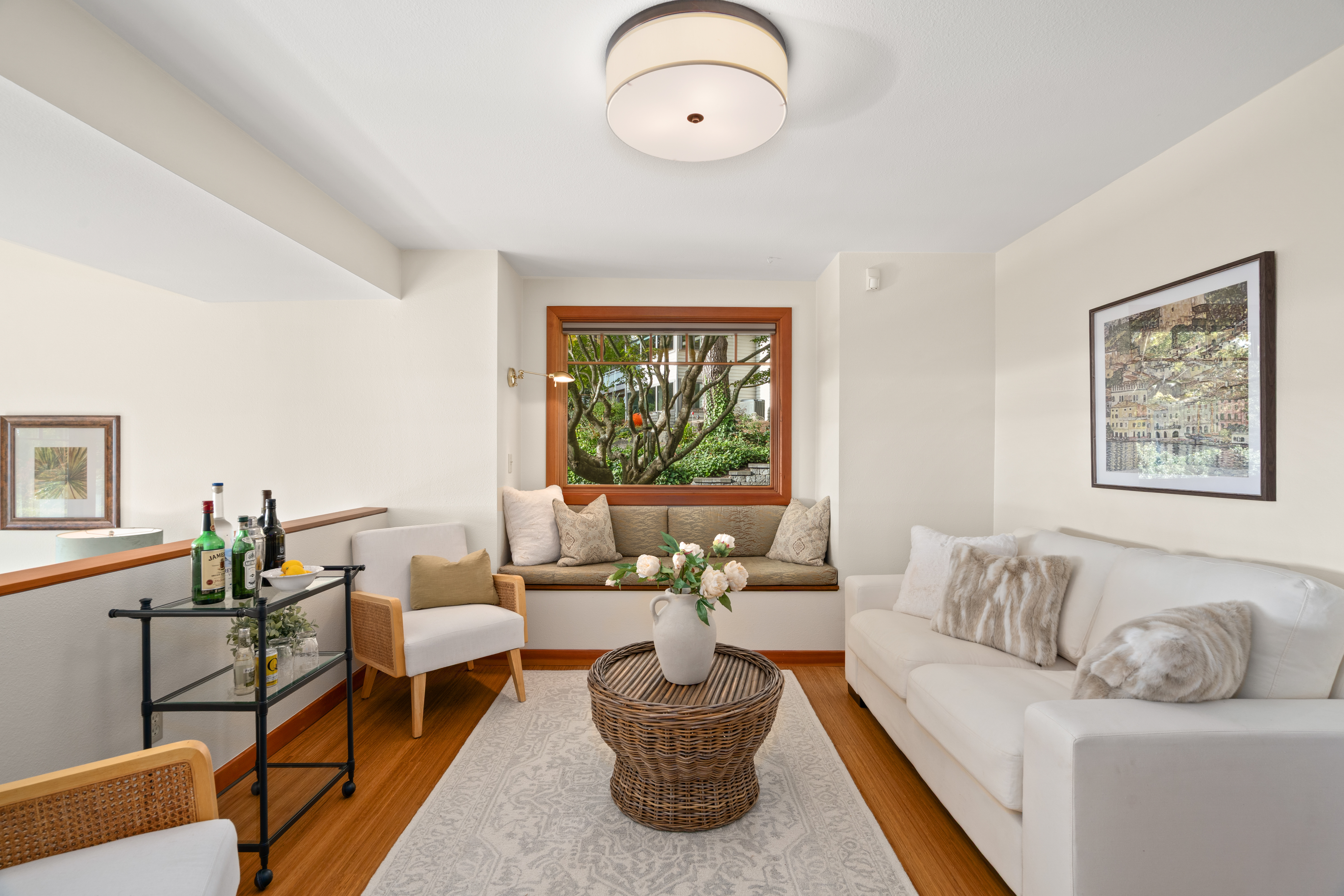  9796 NE Murden Cove Dr, Bainbridge Island, WA 98110 - 物件實景