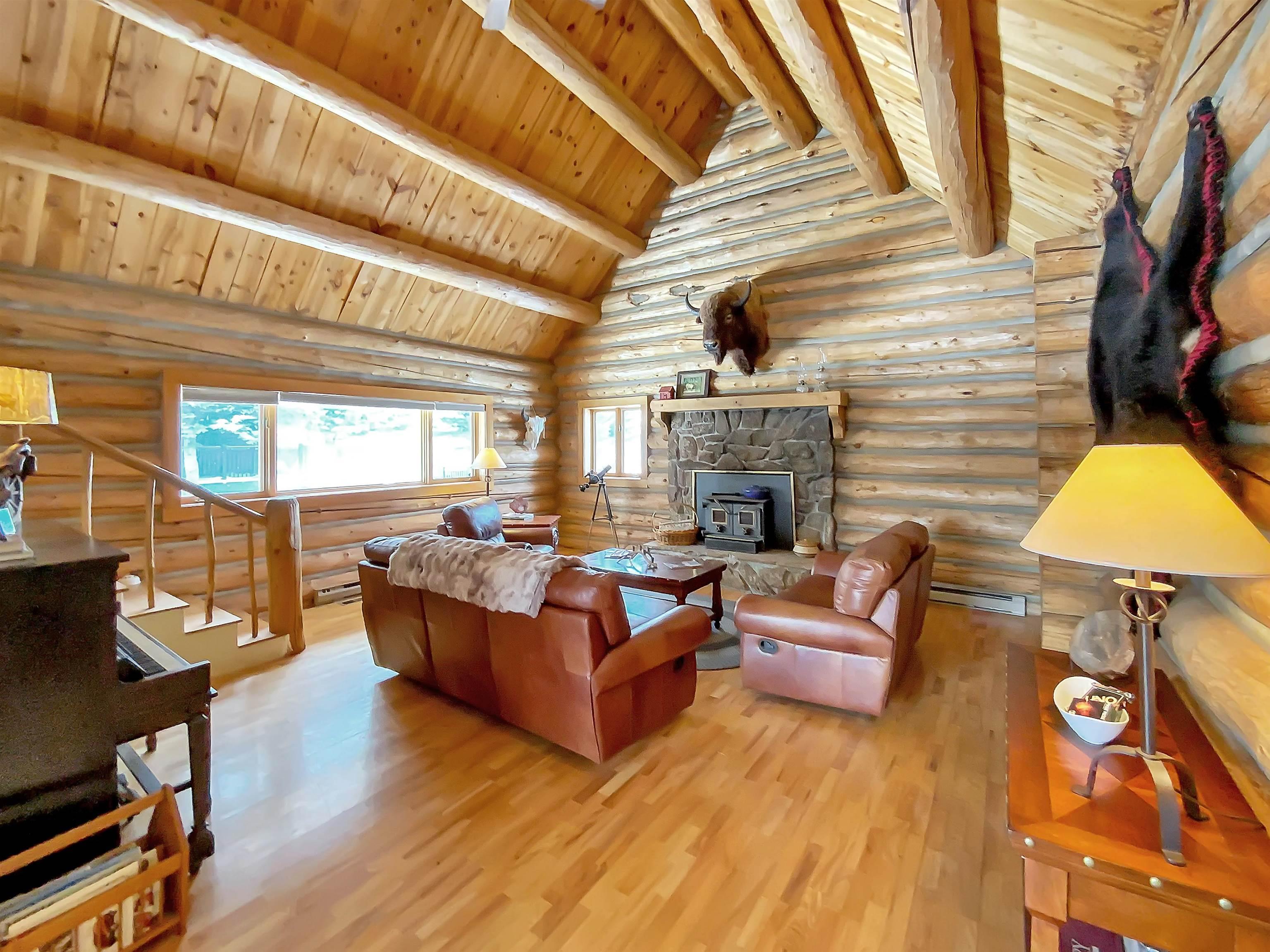 Angel Fire, New Mexico, 87710, United States, 3 Bedrooms Bedrooms, ,2 BathroomsBathrooms,Residential,For Sale,1920015