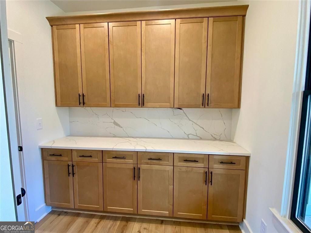 Gainesville, Georgia, 30506, United States, 5 Bedrooms Bedrooms, ,4 BathroomsBathrooms,Residential,For Sale,1909914