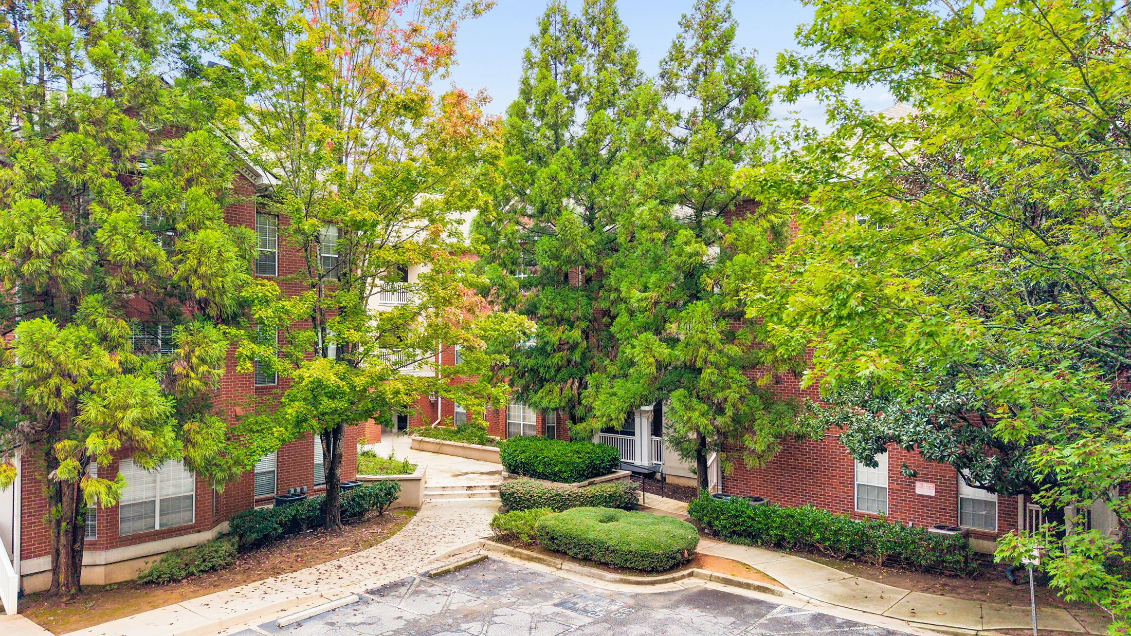  Comfort and Convenience in Gated Brighton Court - 物件實景