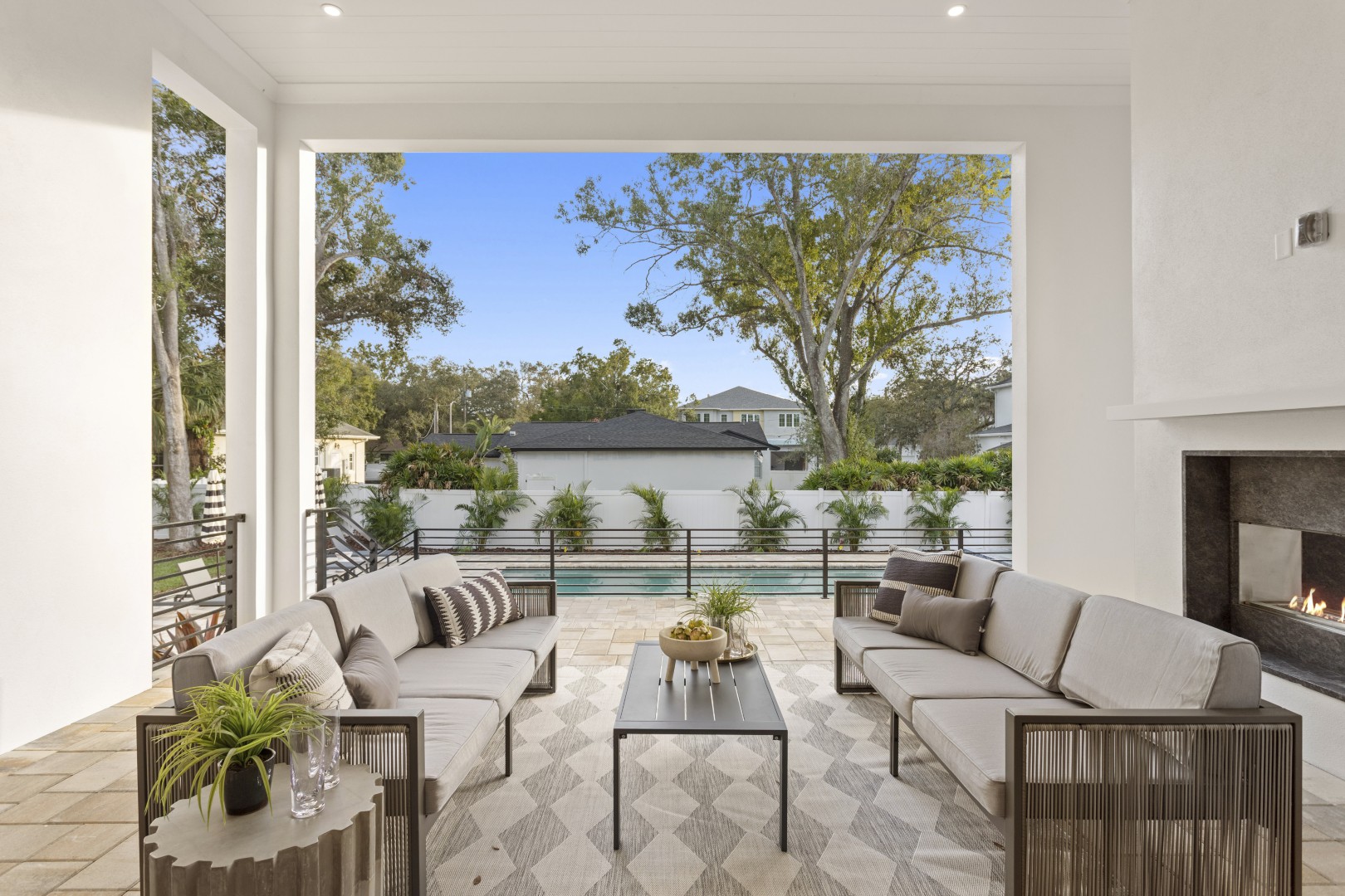 Tampa, Florida, 33629, United States, 5 Bedrooms Bedrooms, ,7 BathroomsBathrooms,Residential,For Sale,1993853