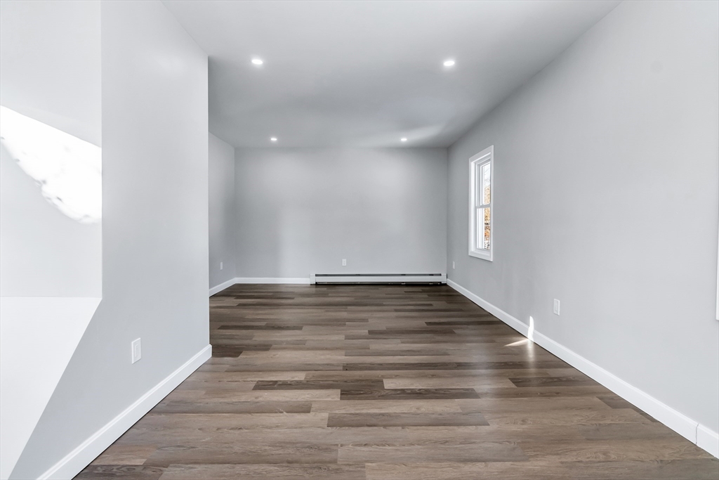 Fitchburg, Massachusetts, 01420, United States, 6 Bedrooms Bedrooms, ,2 BathroomsBathrooms,Residential,For Sale,2008153