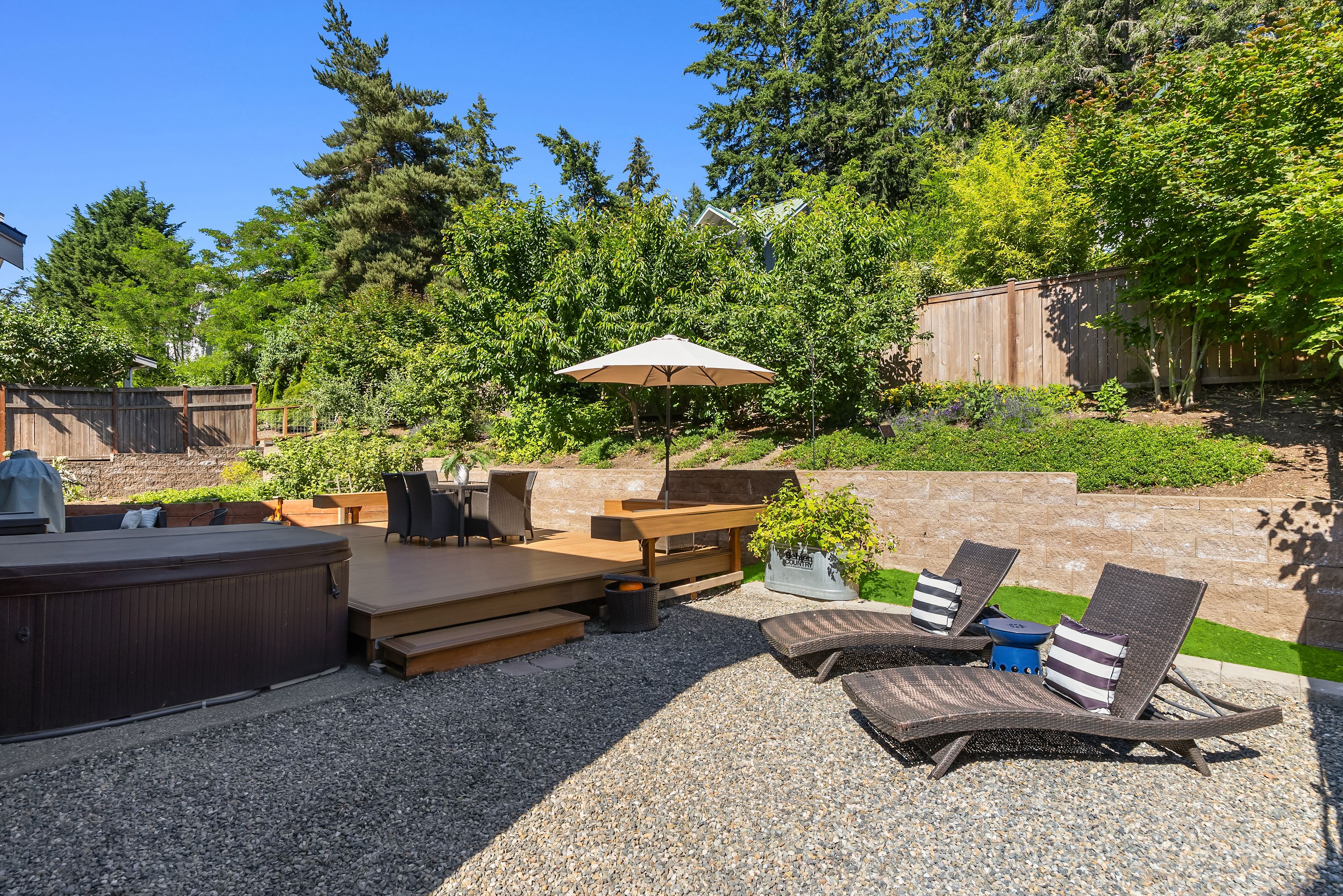  396 Ashbury Court Northwest, Bainbridge Island, WA 98110 - 物件實景