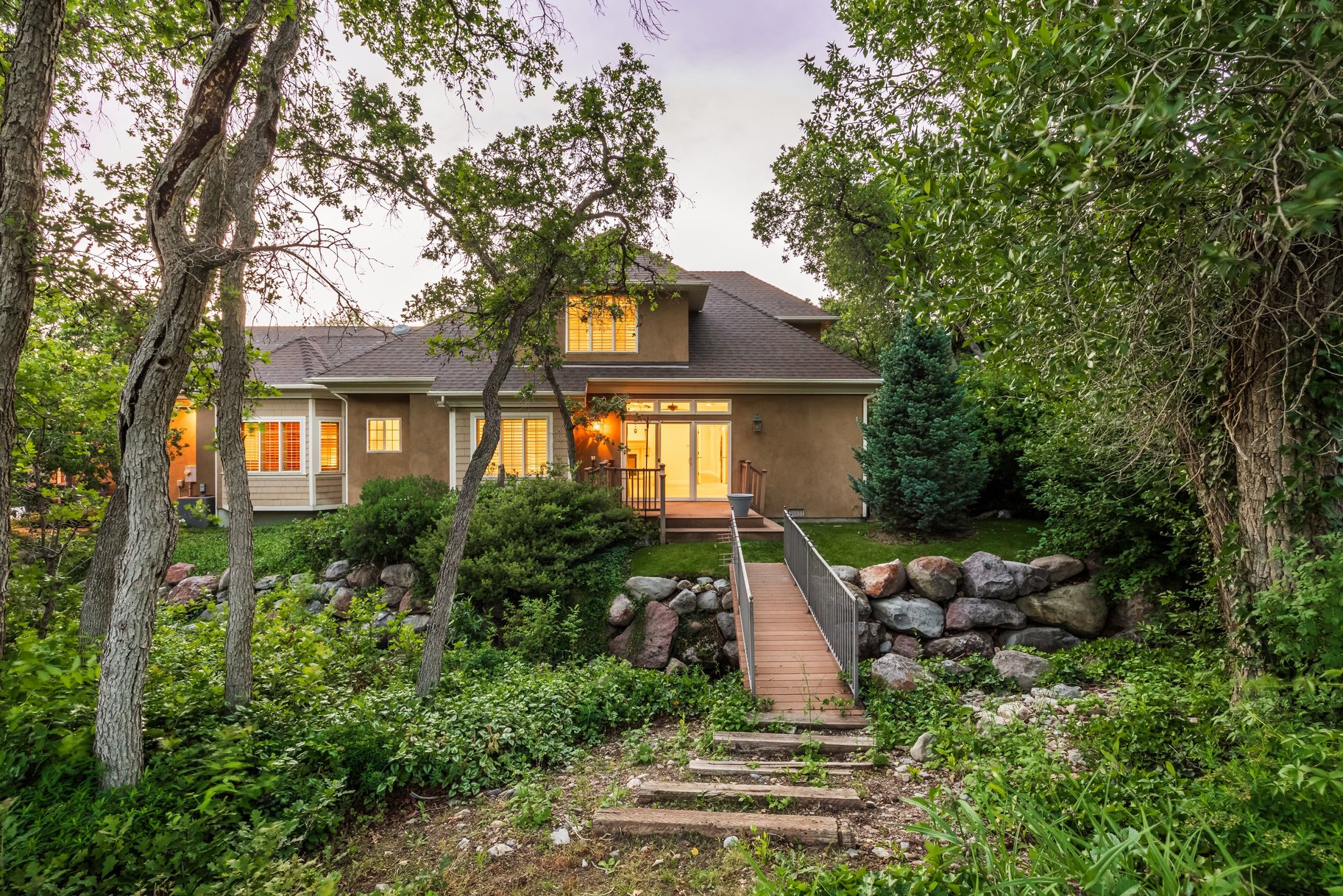  Private Gated Cottonwood Heights Retreat With Seasonal Stream & Mountain views - 物件實景