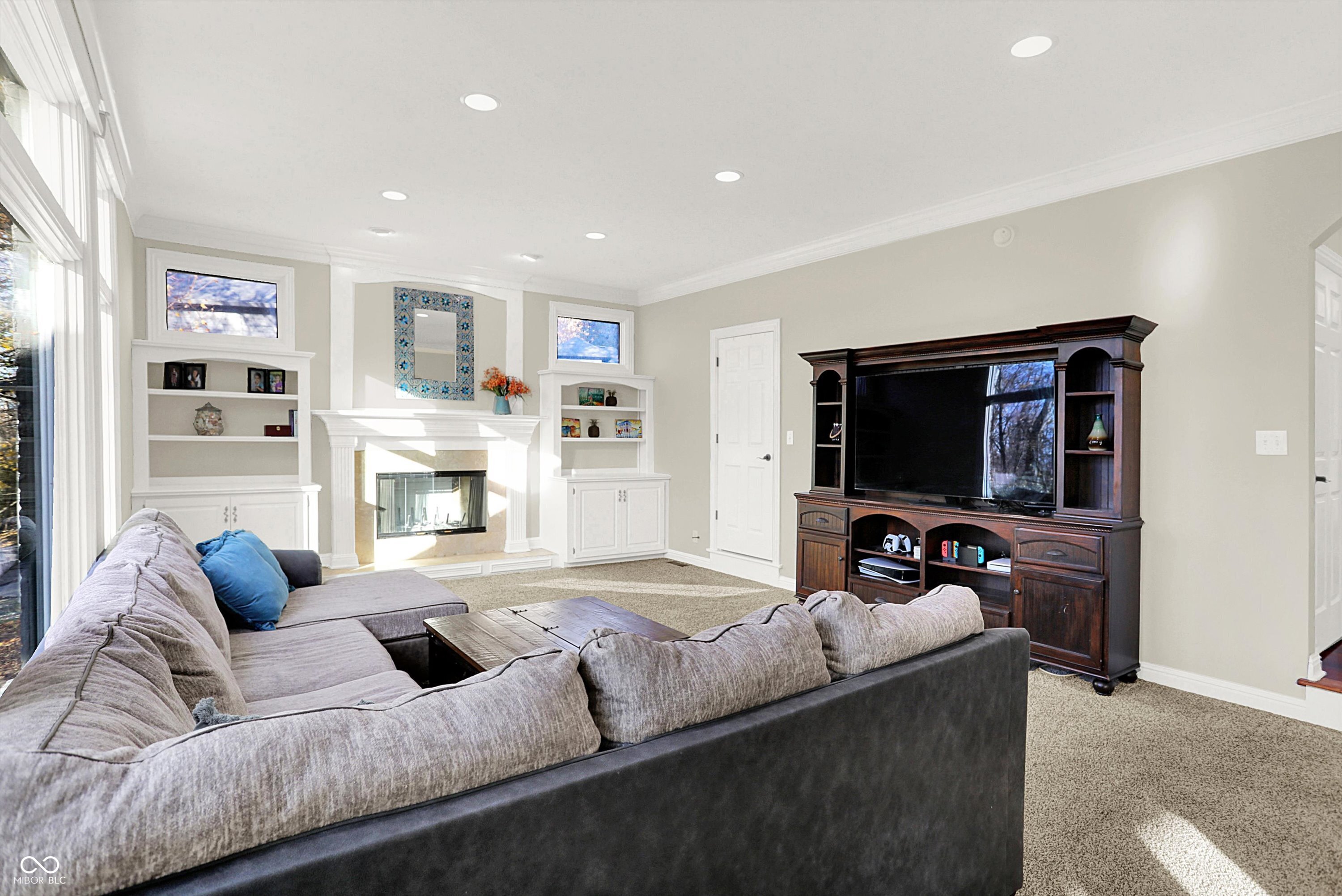 Fishers, Indiana, 46037, United States, 6 Bedrooms Bedrooms, ,5 BathroomsBathrooms,Residential,For Sale,1992348