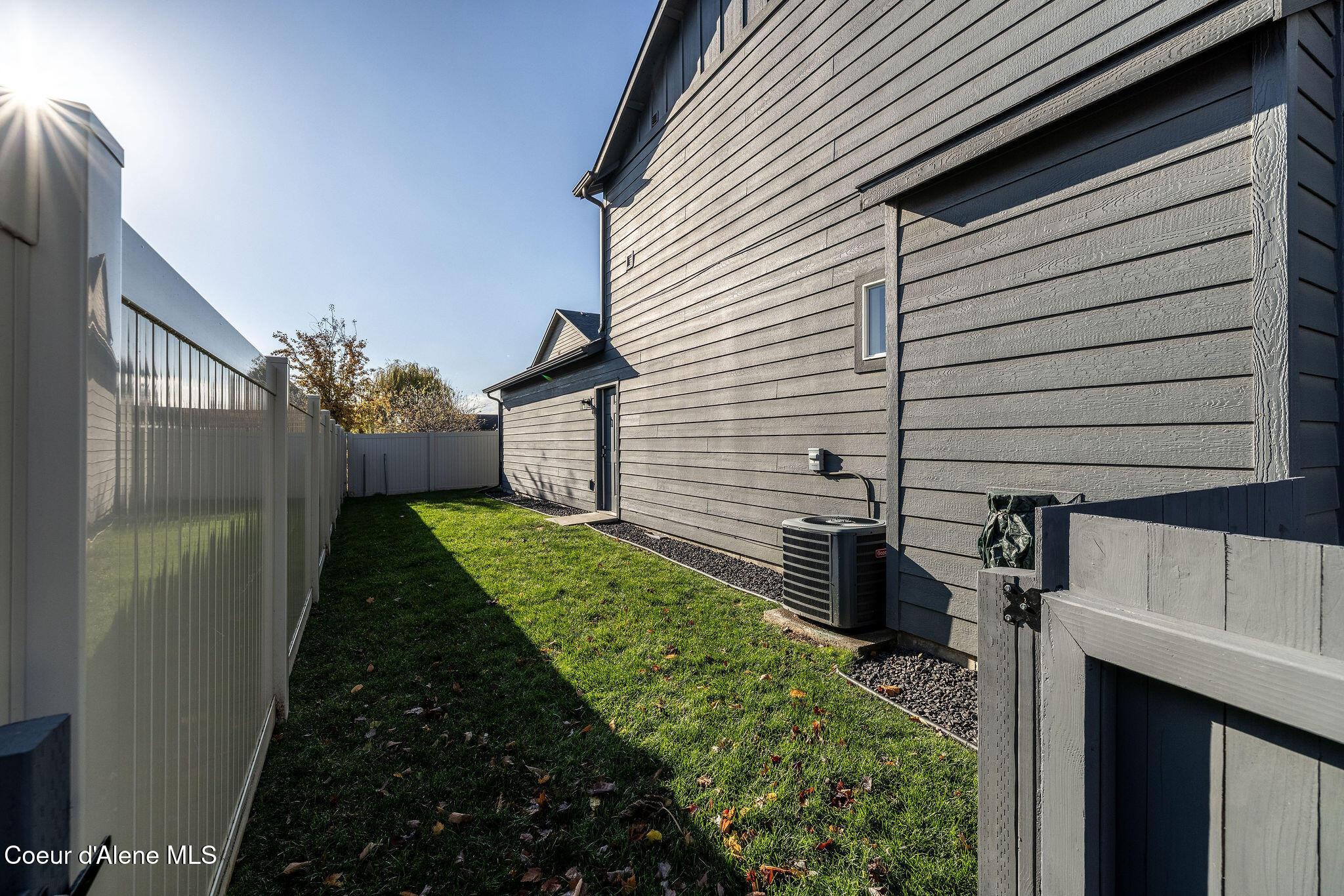 Post Falls, Idaho, 83854, United States, 3 Bedrooms Bedrooms, ,2 BathroomsBathrooms,Residential,For Sale,1996054